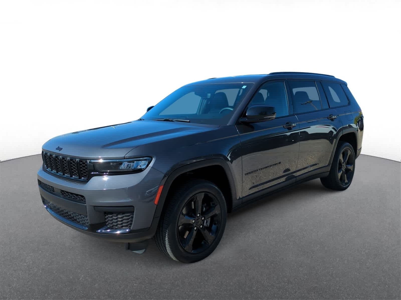 Thumbnail: 2023 Jeep Grand Cherokee L - 4