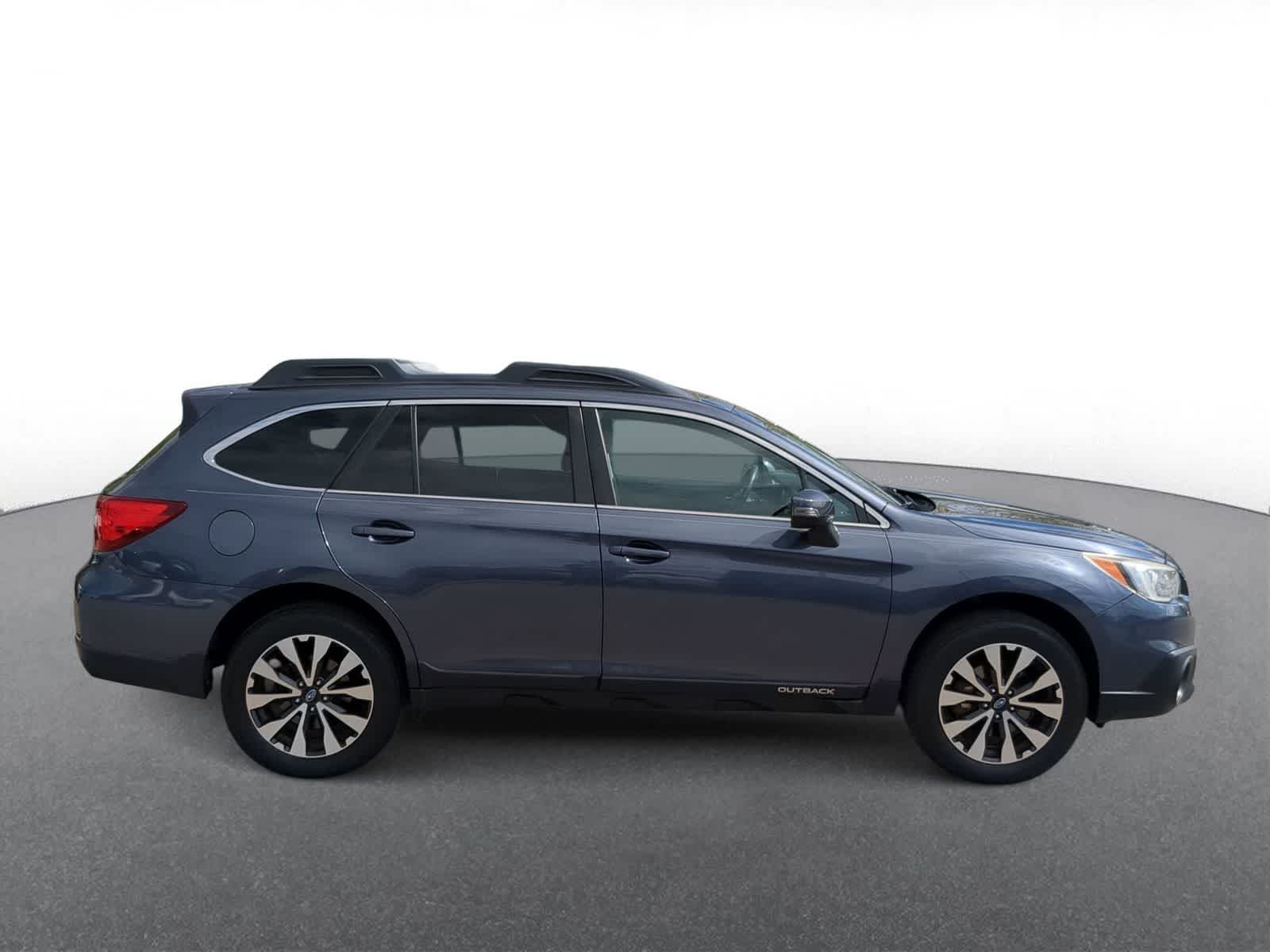 Thumbnail: 2017 Subaru Outback - 9