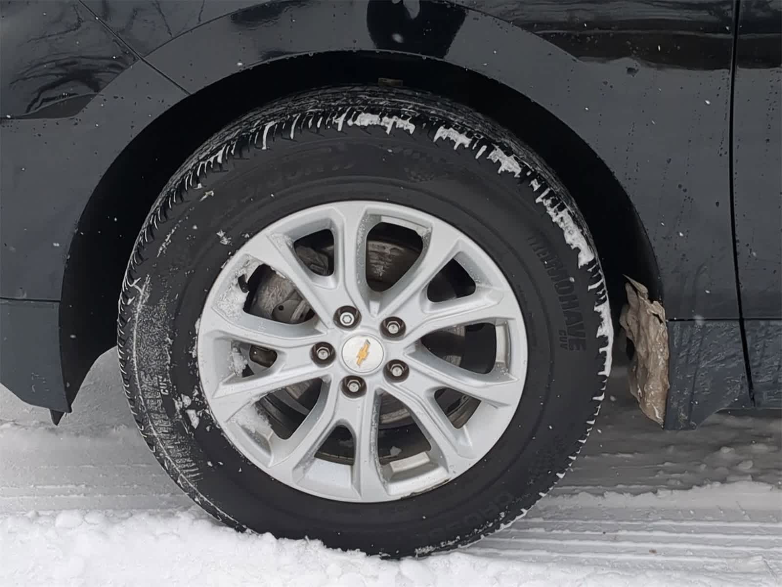 Thumbnail: 2018 Chevrolet Equinox - 14