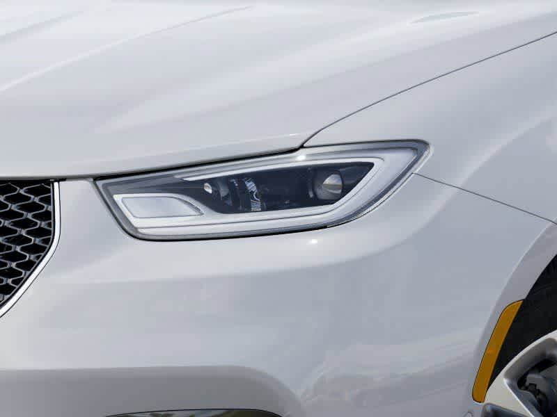 Thumbnail: 2026 Chrysler Pacifica - 10