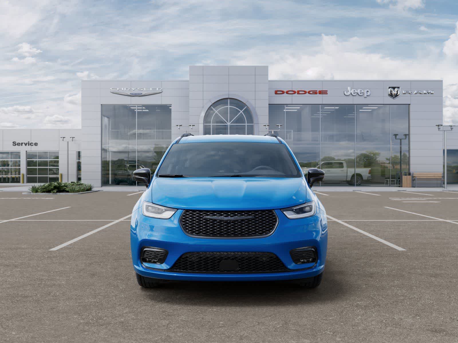Thumbnail: 2026 Chrysler Pacifica - 6