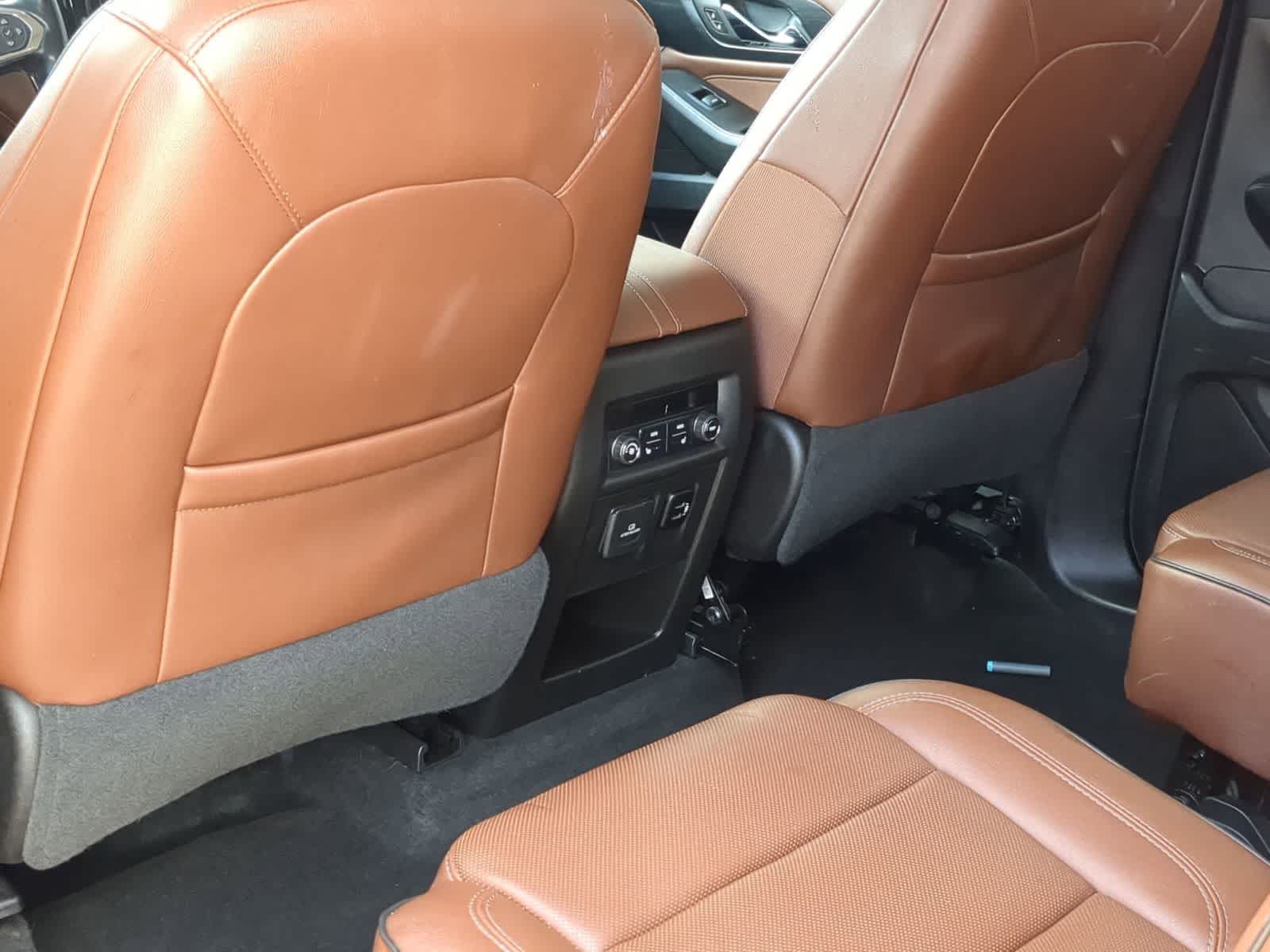 Thumbnail: 2018 Chevrolet Traverse - 18