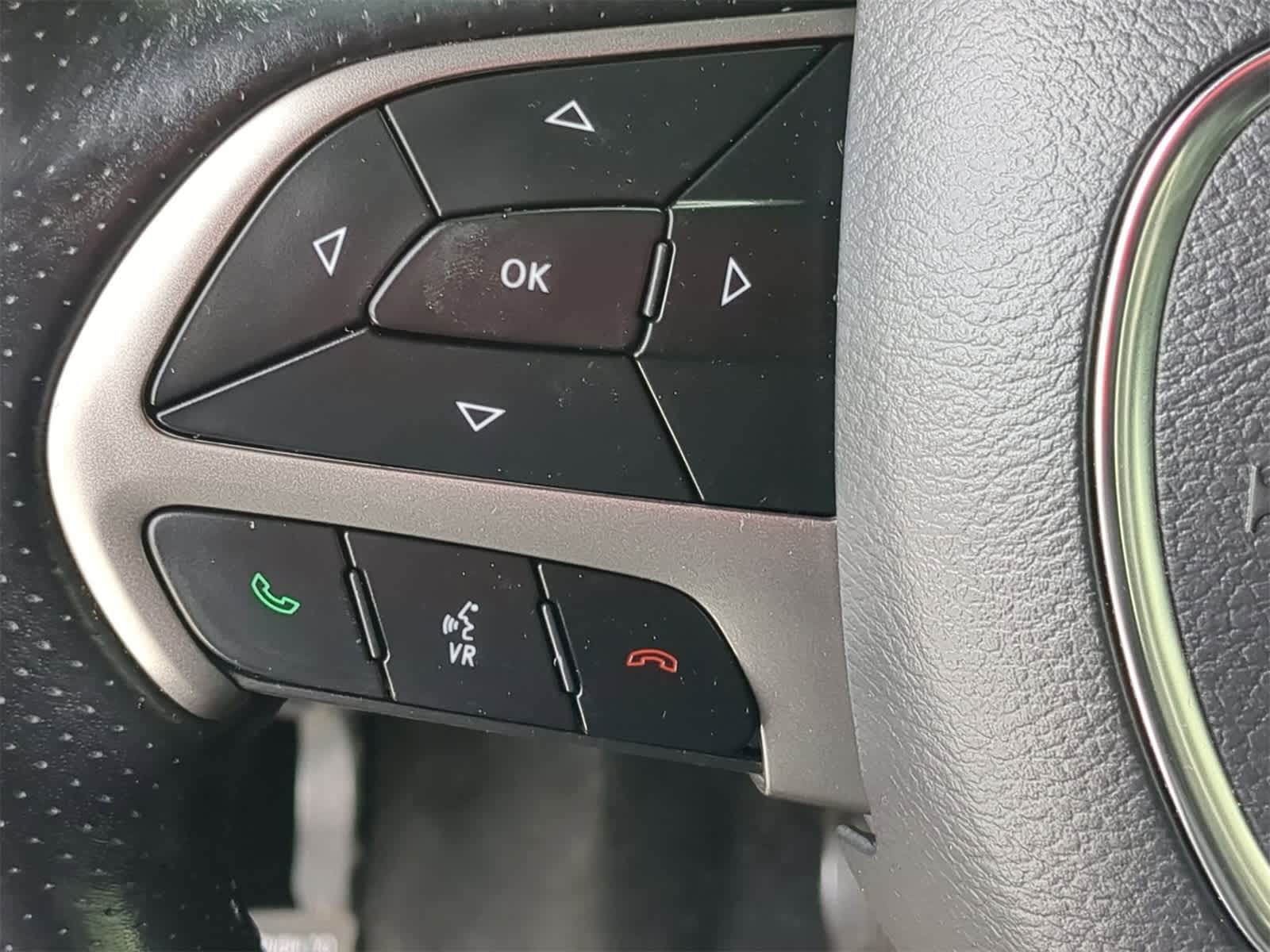 Thumbnail: 2020 Dodge Durango - 32