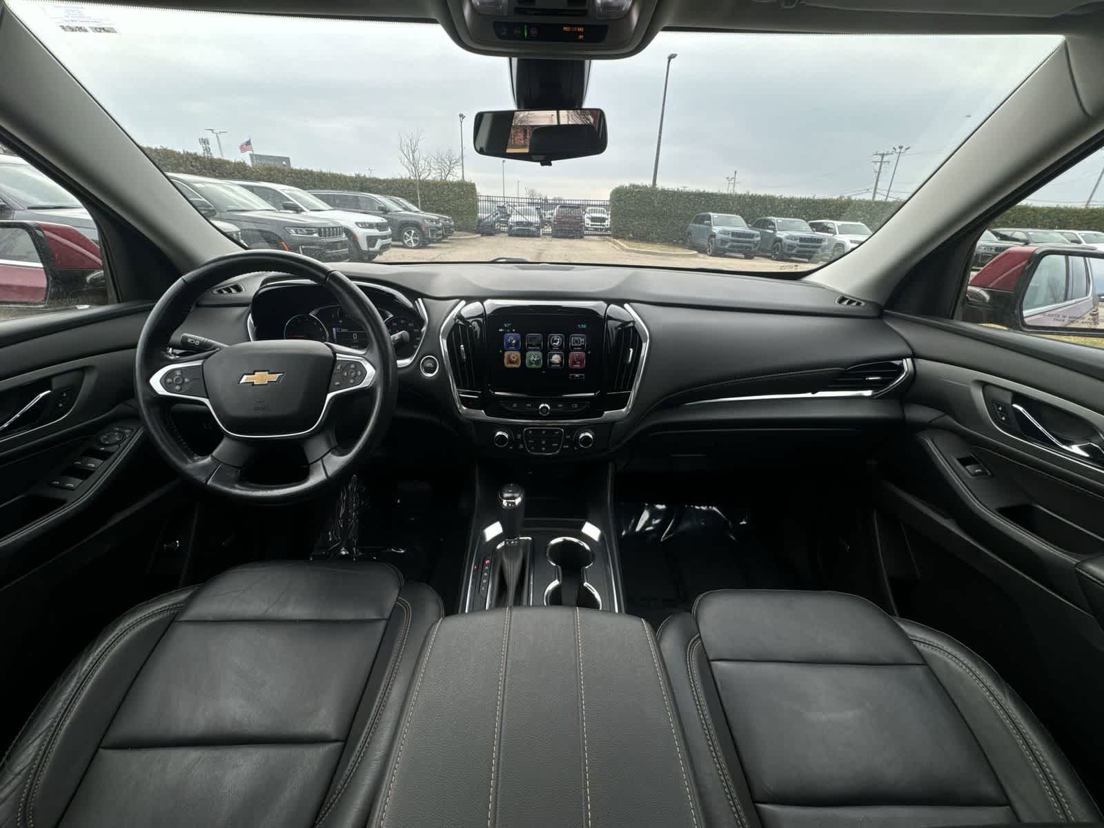 Thumbnail: 2019 Chevrolet Traverse - 16