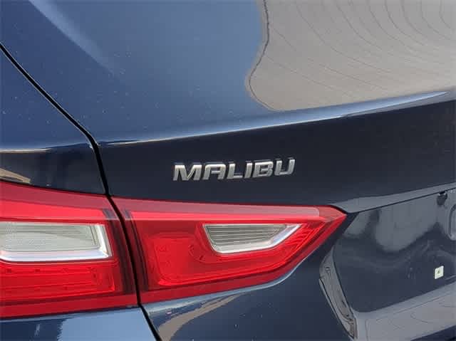 2016 Chevrolet Malibu LT 13