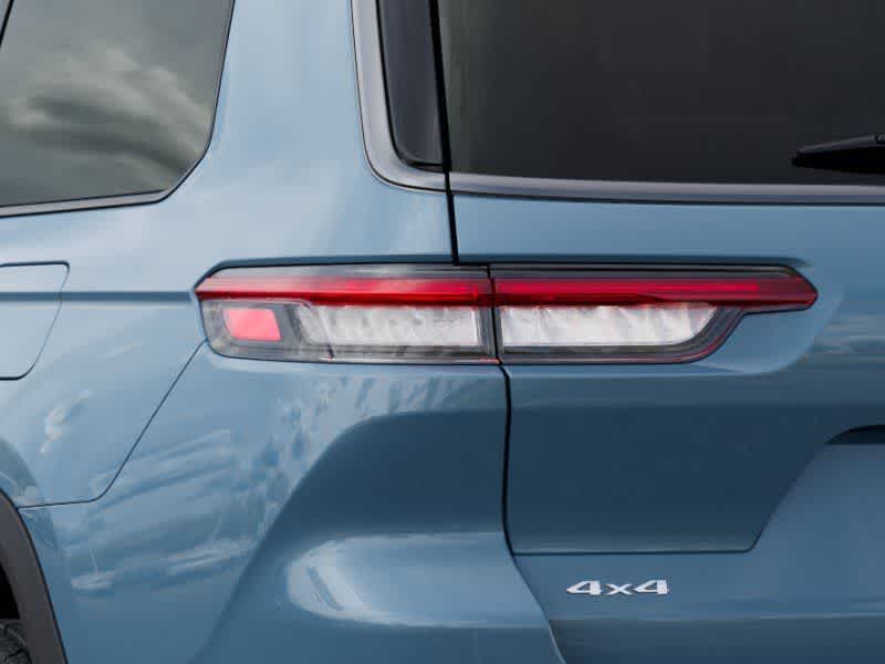 Thumbnail: 2026 Jeep Grand Cherokee L - 9