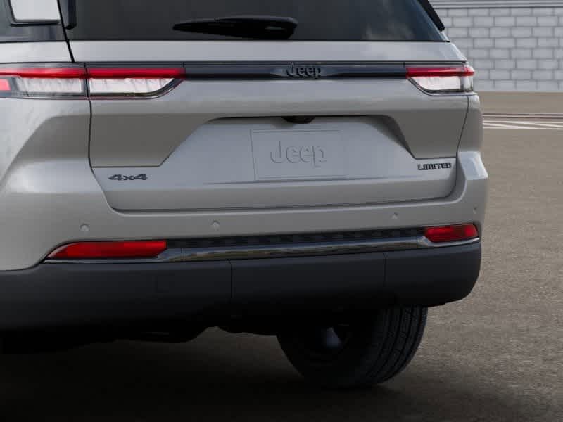 Thumbnail: 2025 Jeep Grand Cherokee - 13