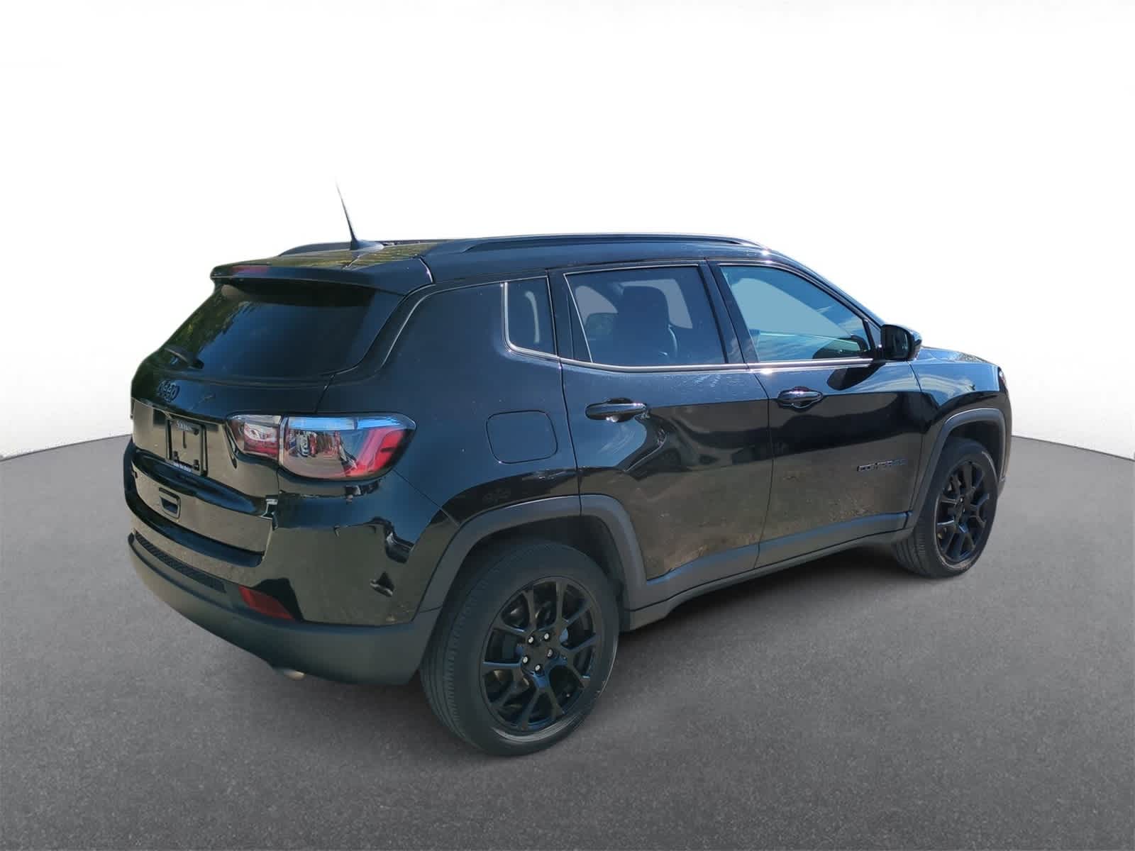 Thumbnail: 2022 Jeep Compass - 8