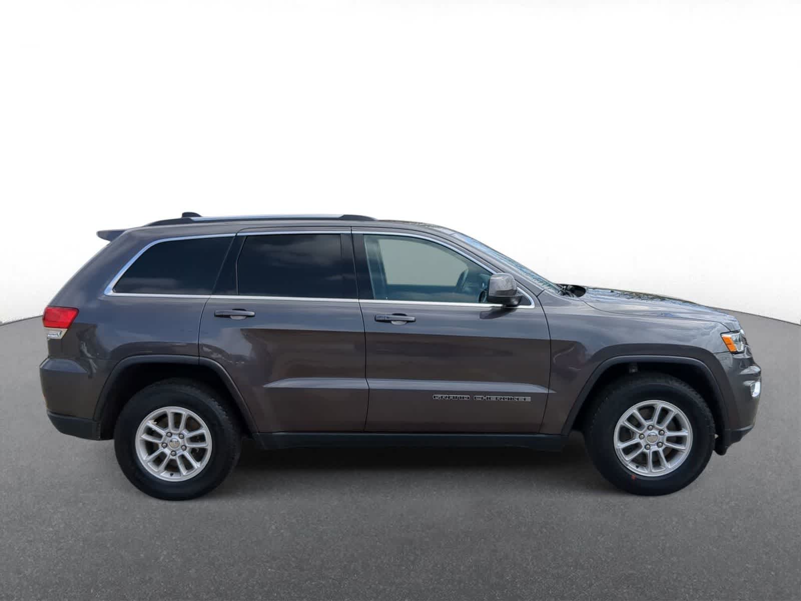 Thumbnail: 2019 Jeep Grand Cherokee - 9