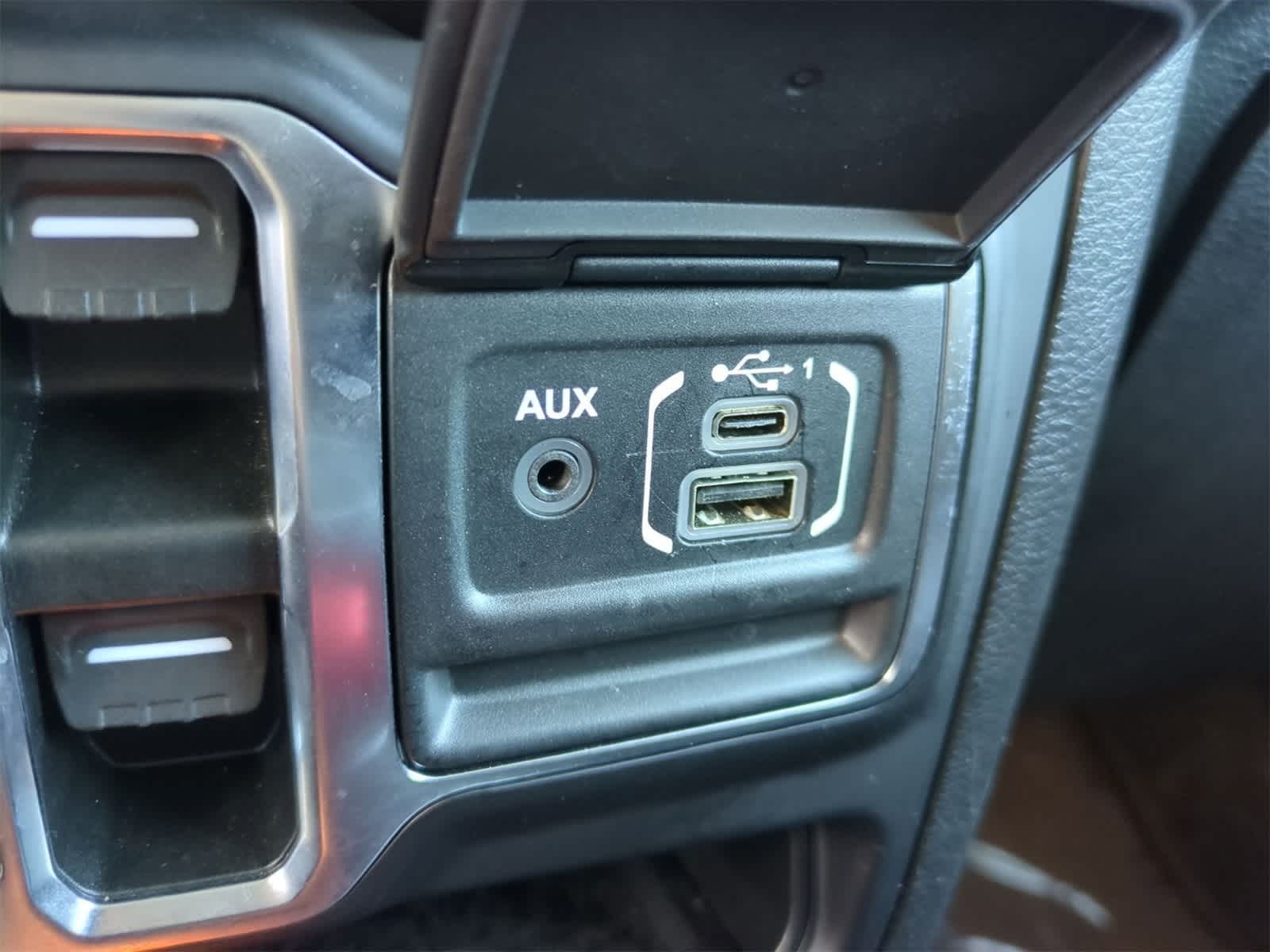 Thumbnail: 2023 Jeep Wrangler - 30