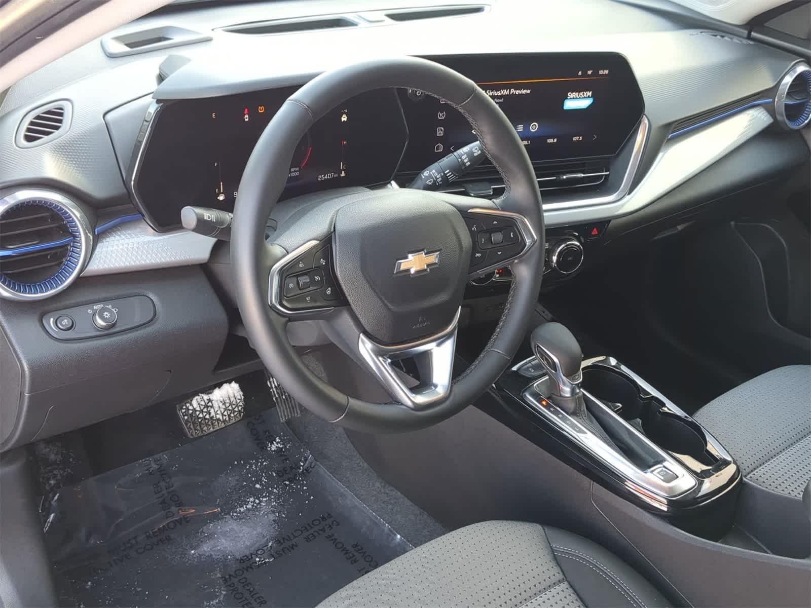 Thumbnail: 2024 Chevrolet Trax - 10