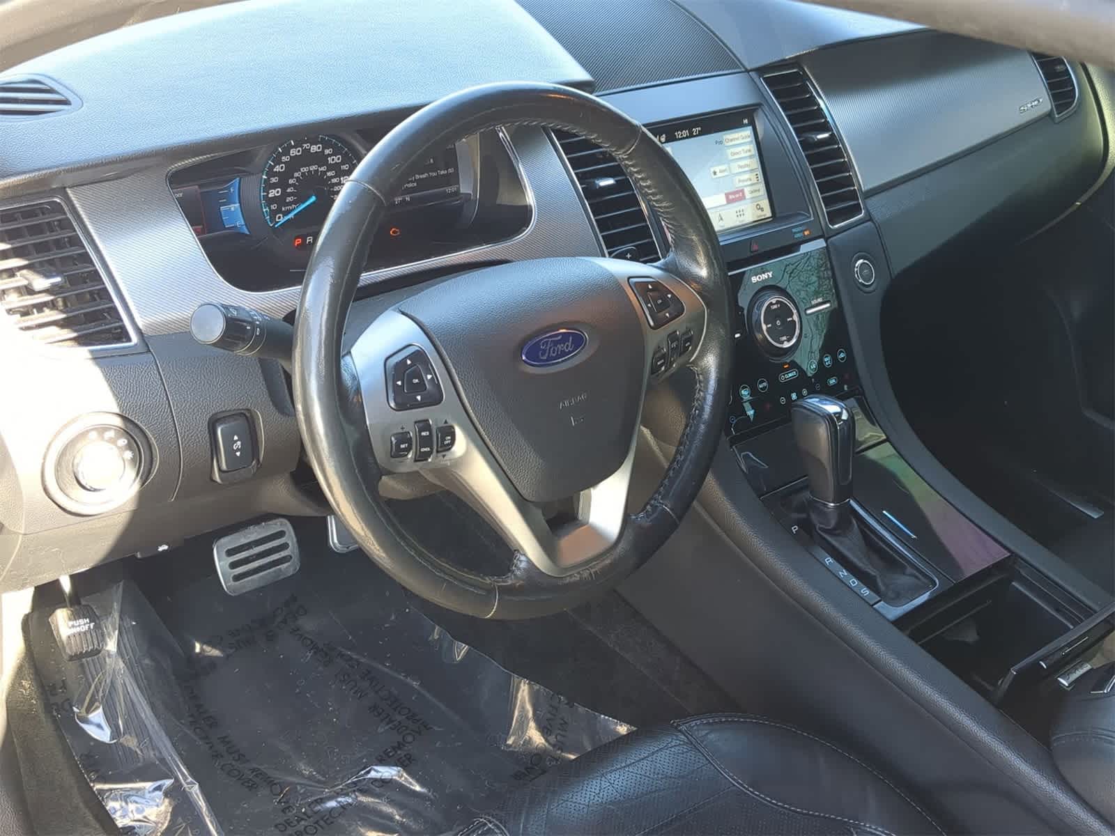 Thumbnail: 2016 Ford Taurus - 10