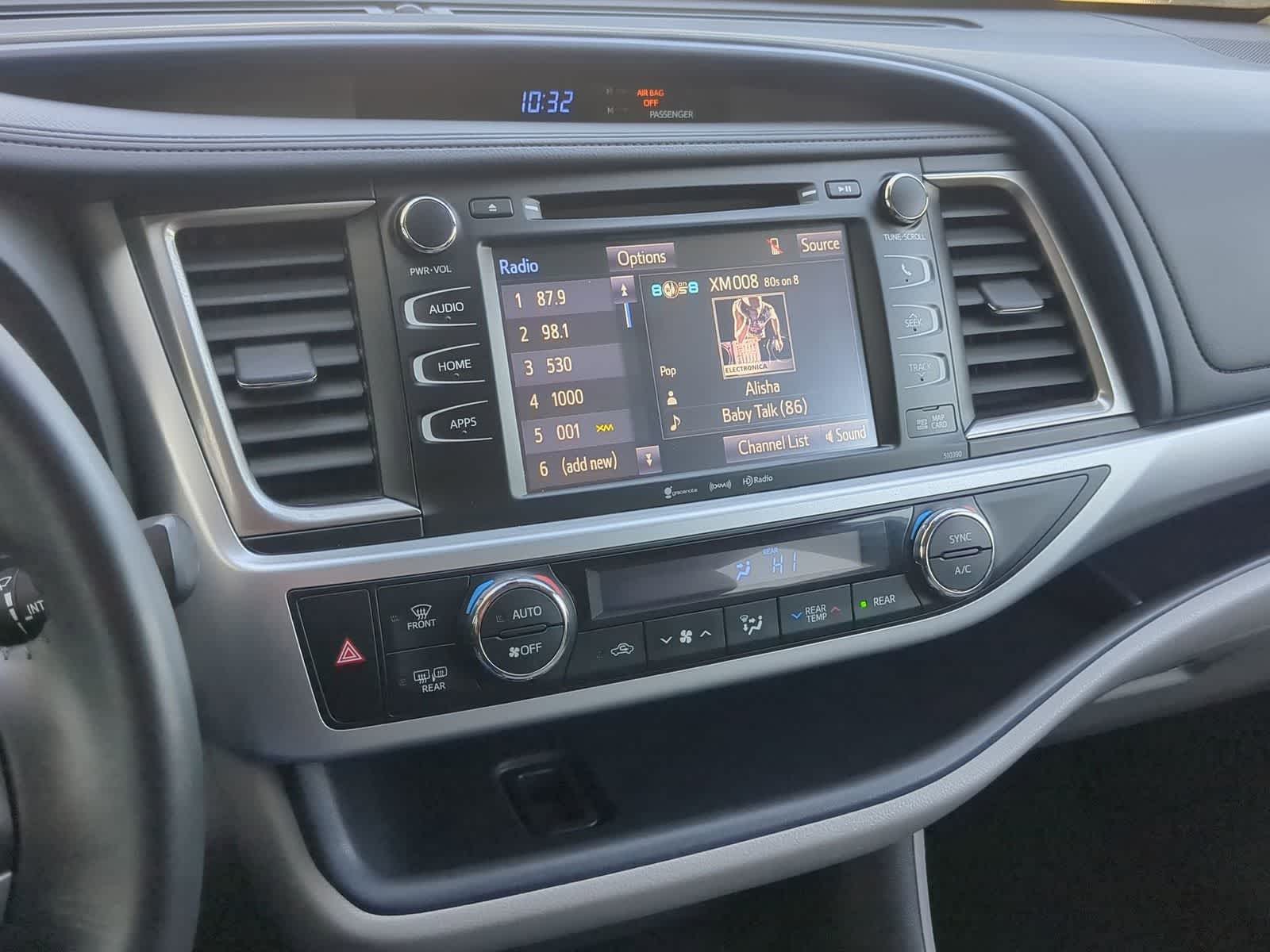 Thumbnail: 2019 Toyota Highlander - 27