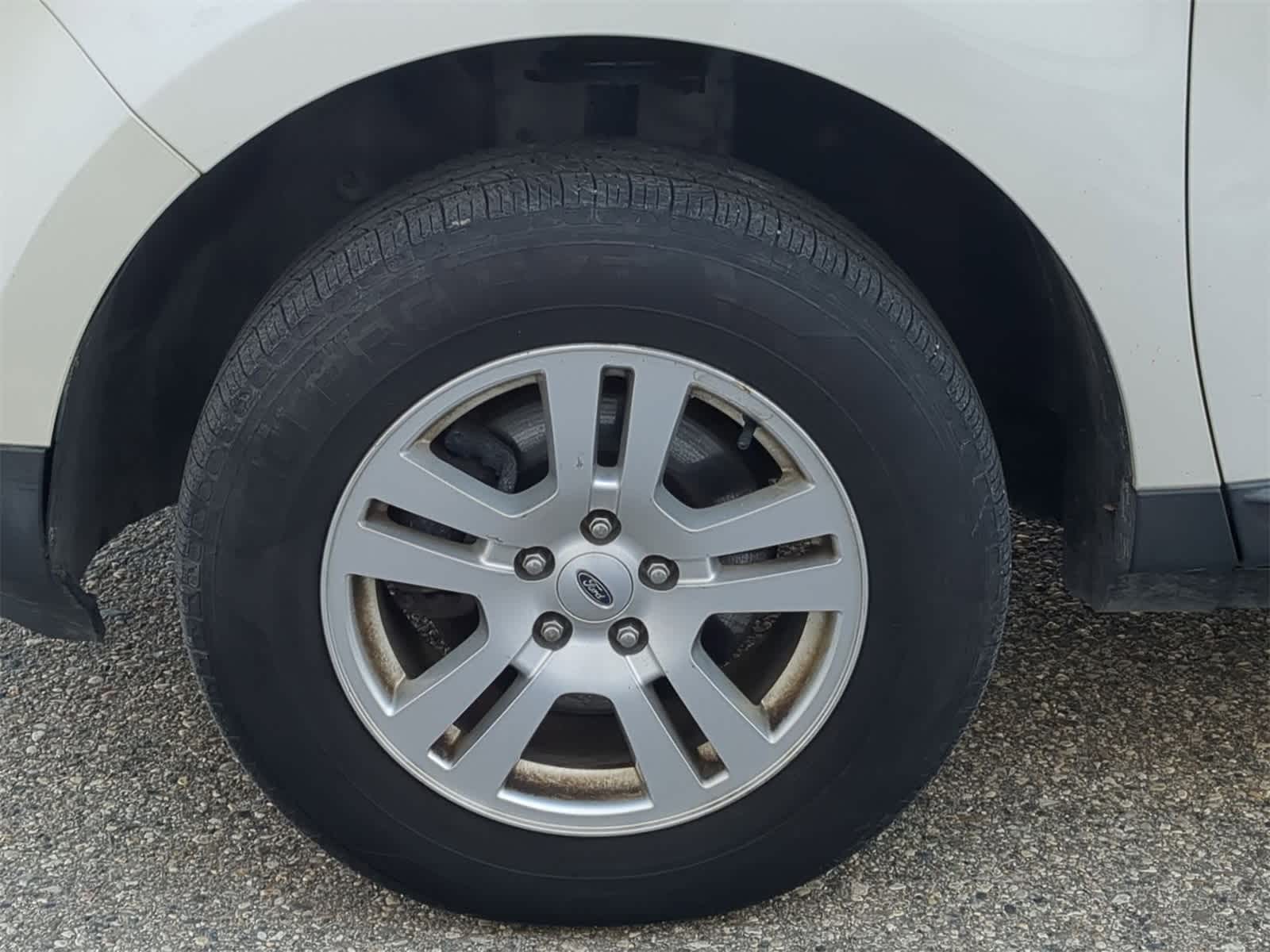 Thumbnail: 2010 Ford Edge - 20