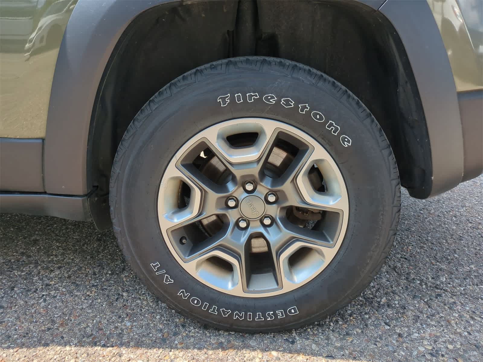 2019 Jeep Cherokee Trailhawk 13