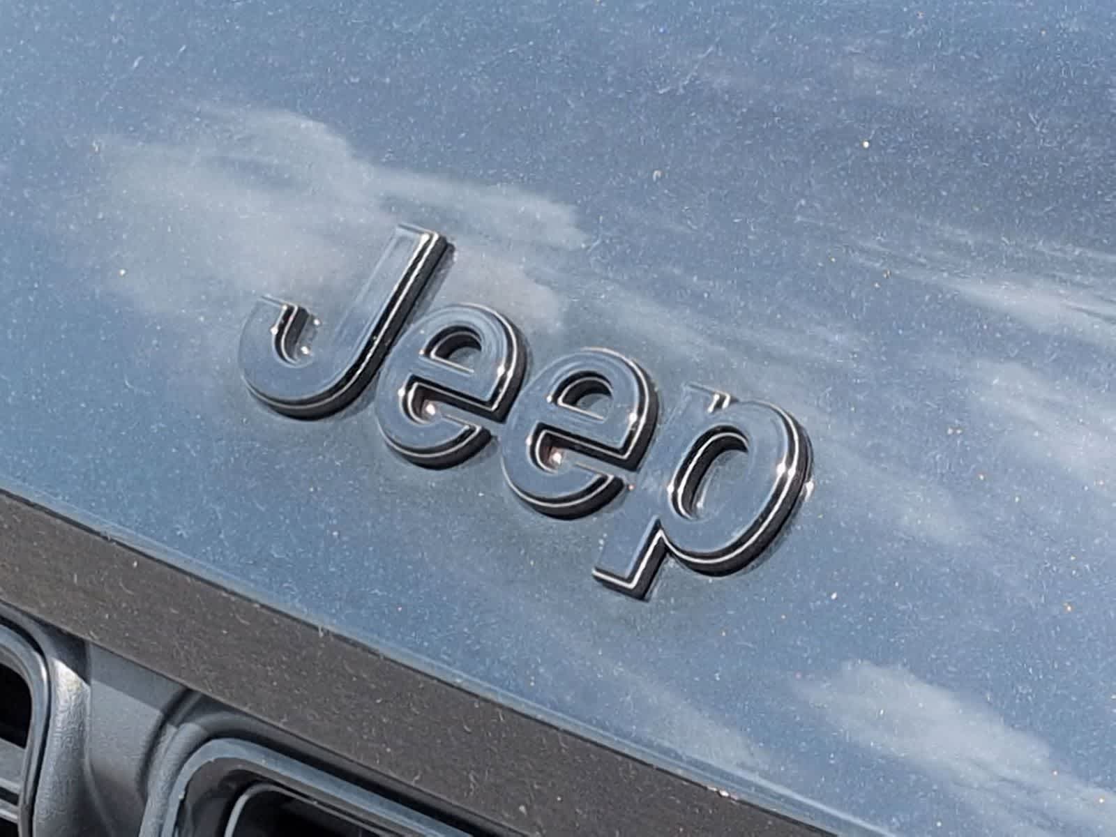 Thumbnail: 2023 Jeep Grand Cherokee - 12