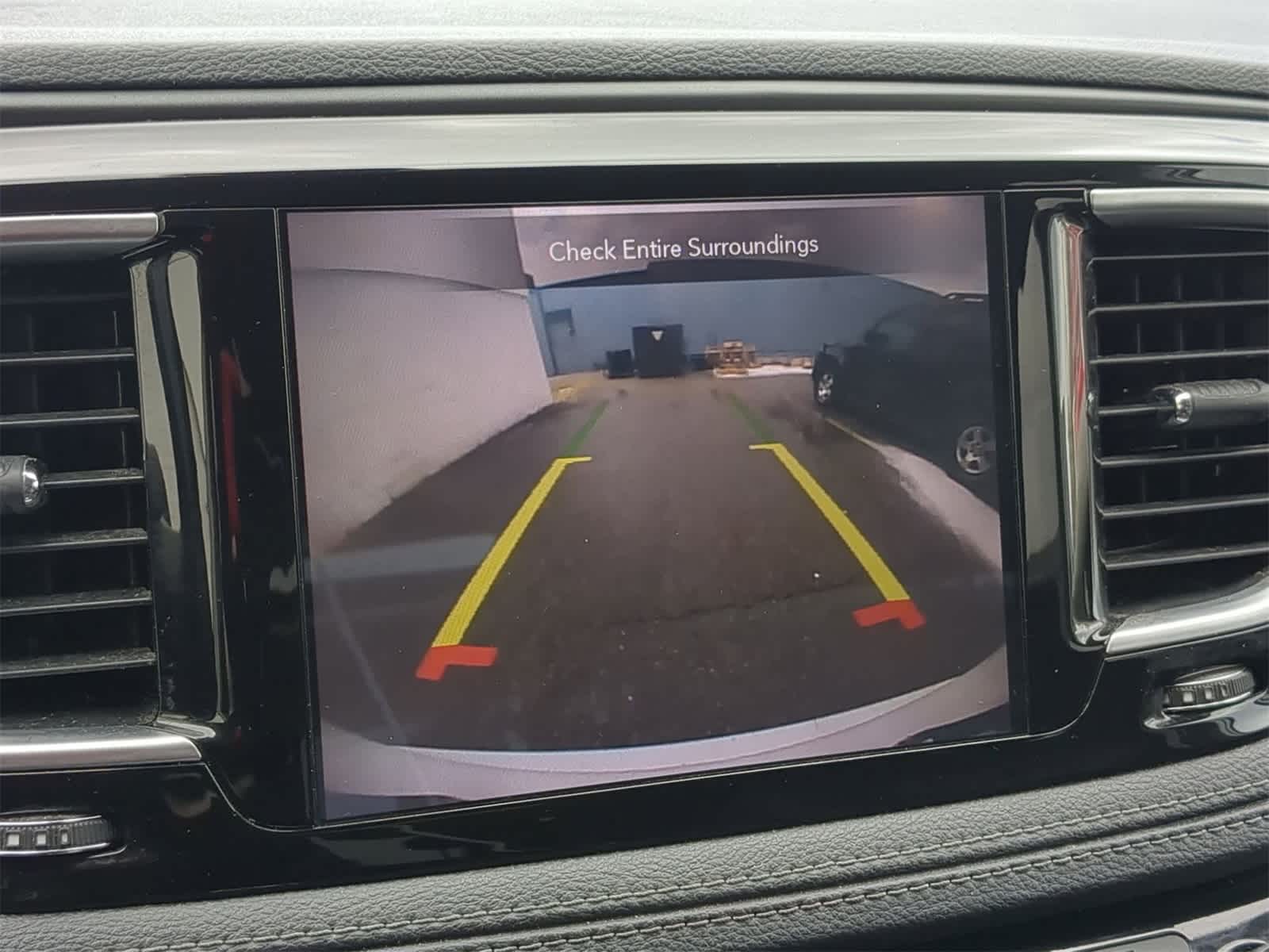 Thumbnail: 2020 Chrysler Pacifica - 38