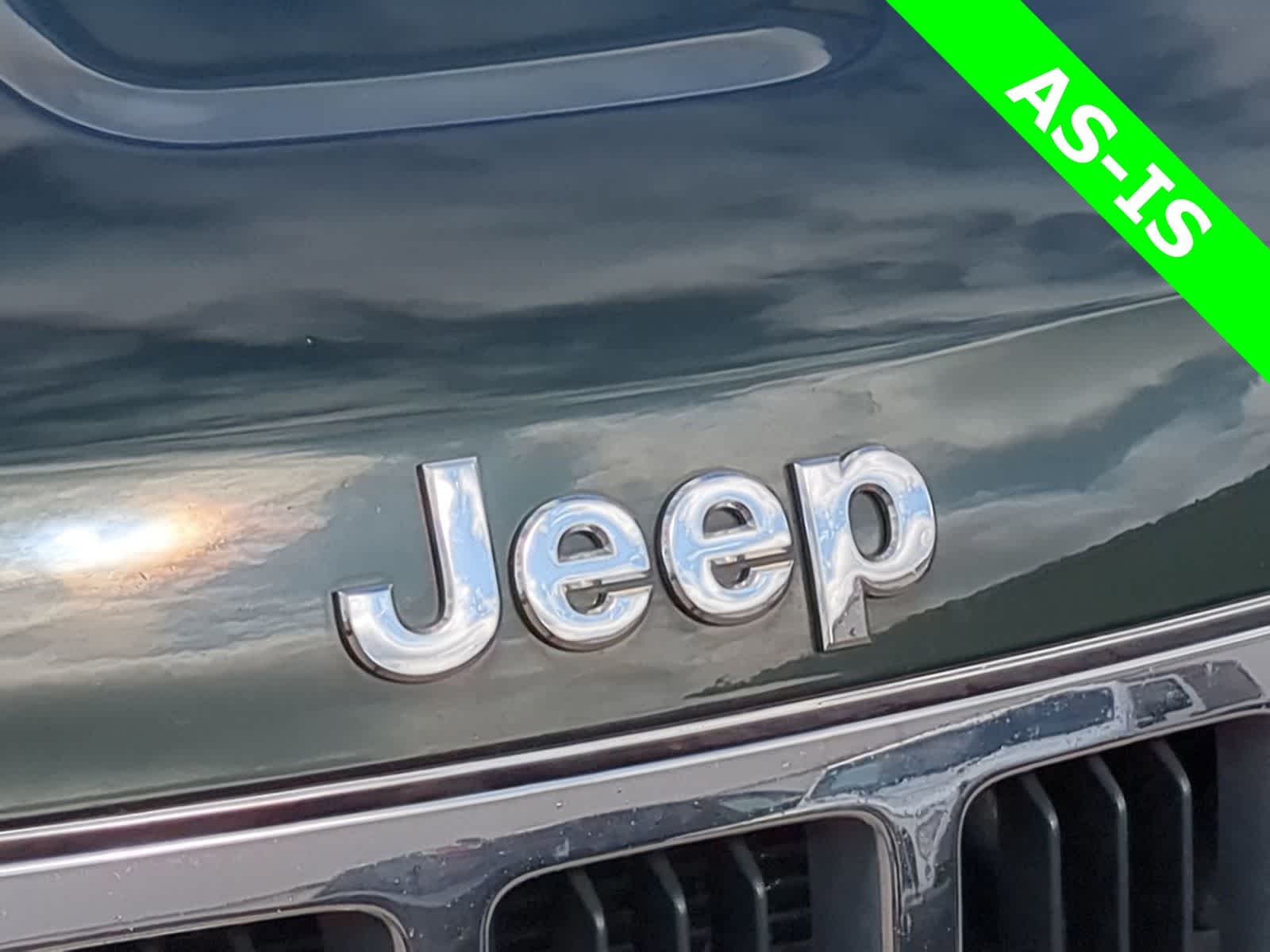 Thumbnail: 2011 Jeep Grand Cherokee - 12