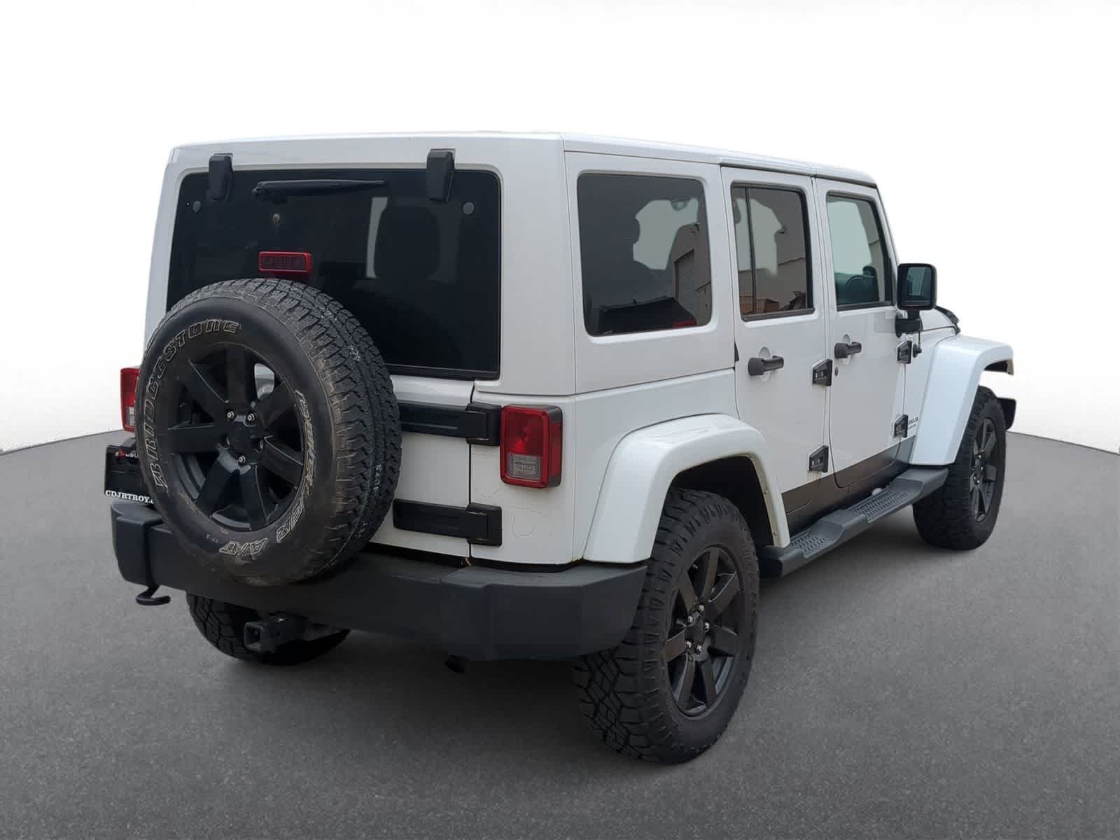 Thumbnail: 2014 Jeep Wrangler - 8