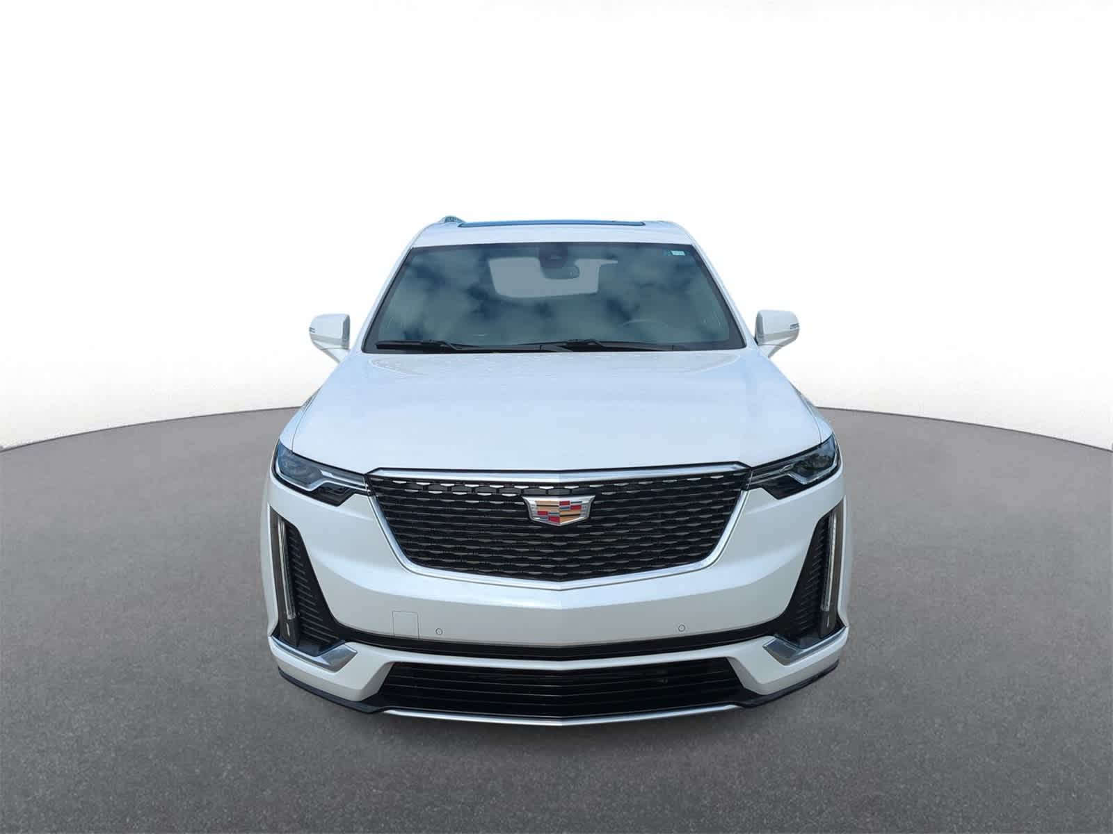 2024 Cadillac XT6 Premium Luxury photo 3