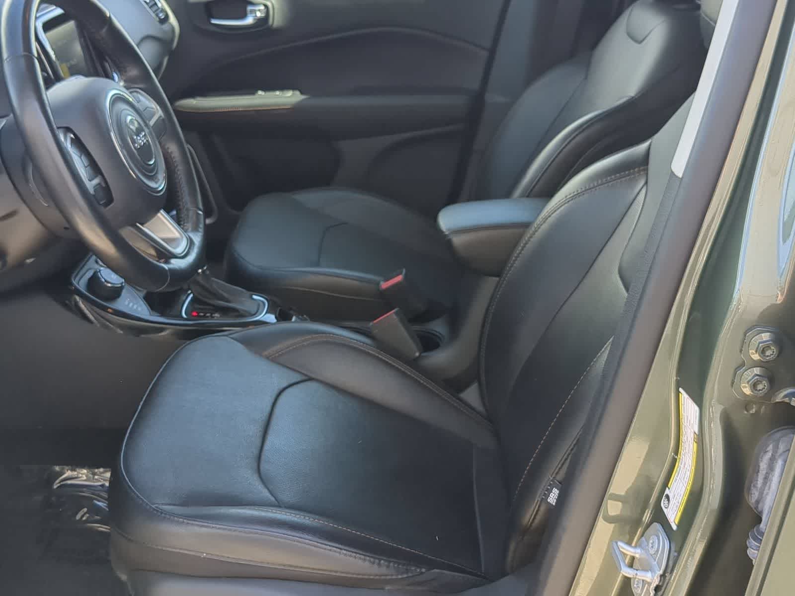 Thumbnail: 2020 Jeep Compass - 16