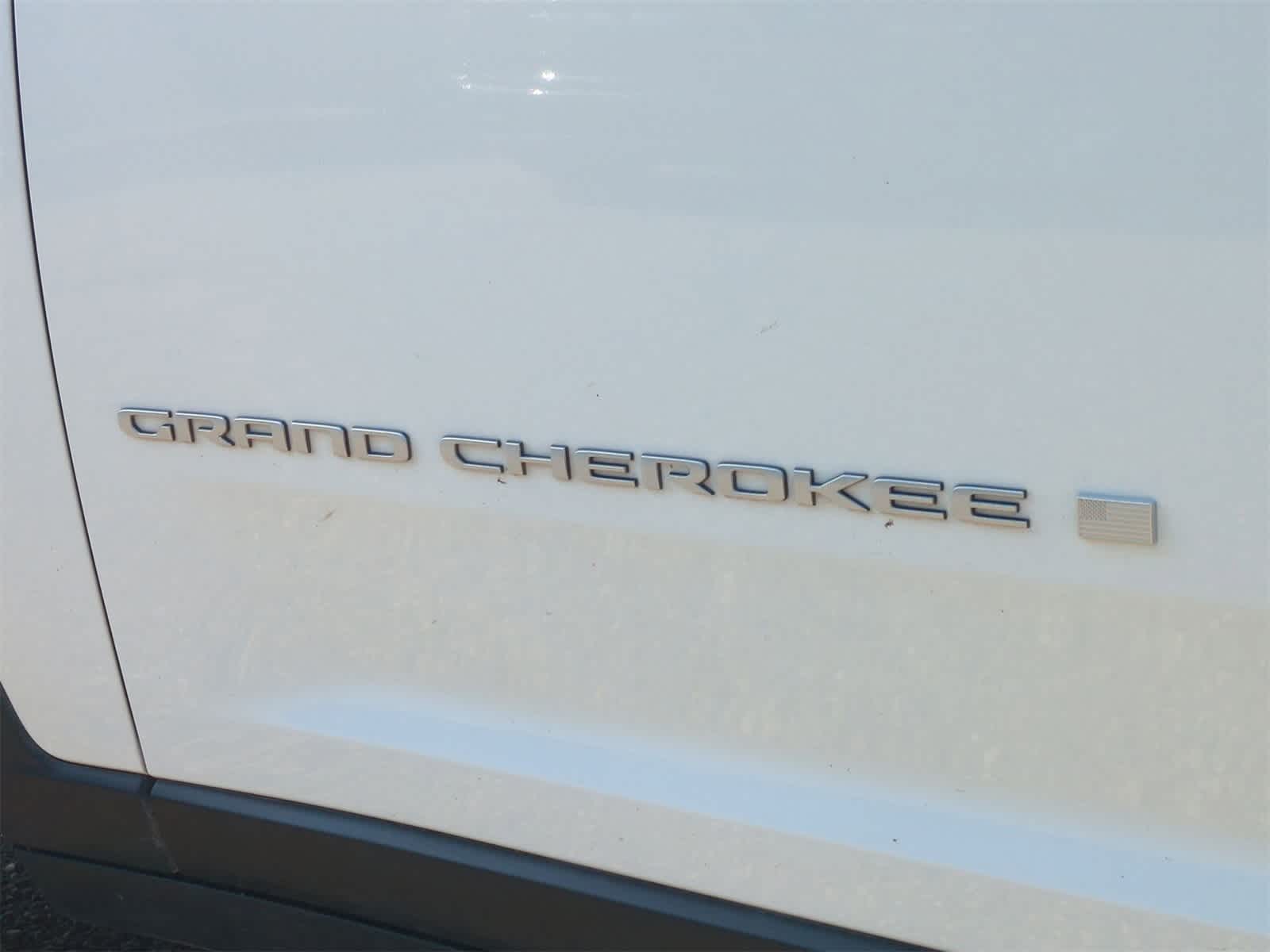 Thumbnail: 2024 Jeep Grand Cherokee L - 12