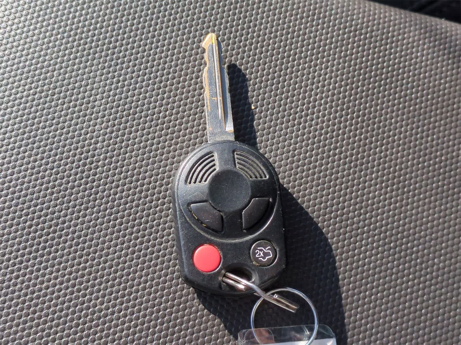 Thumbnail: 2008 Ford Escape - 34