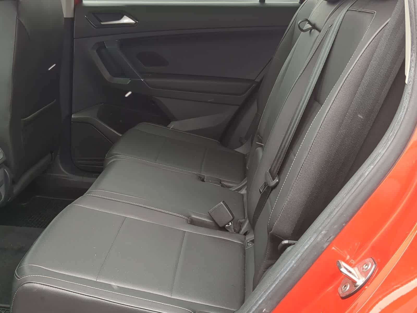 Thumbnail: 2018 Volkswagen Tiguan - 19