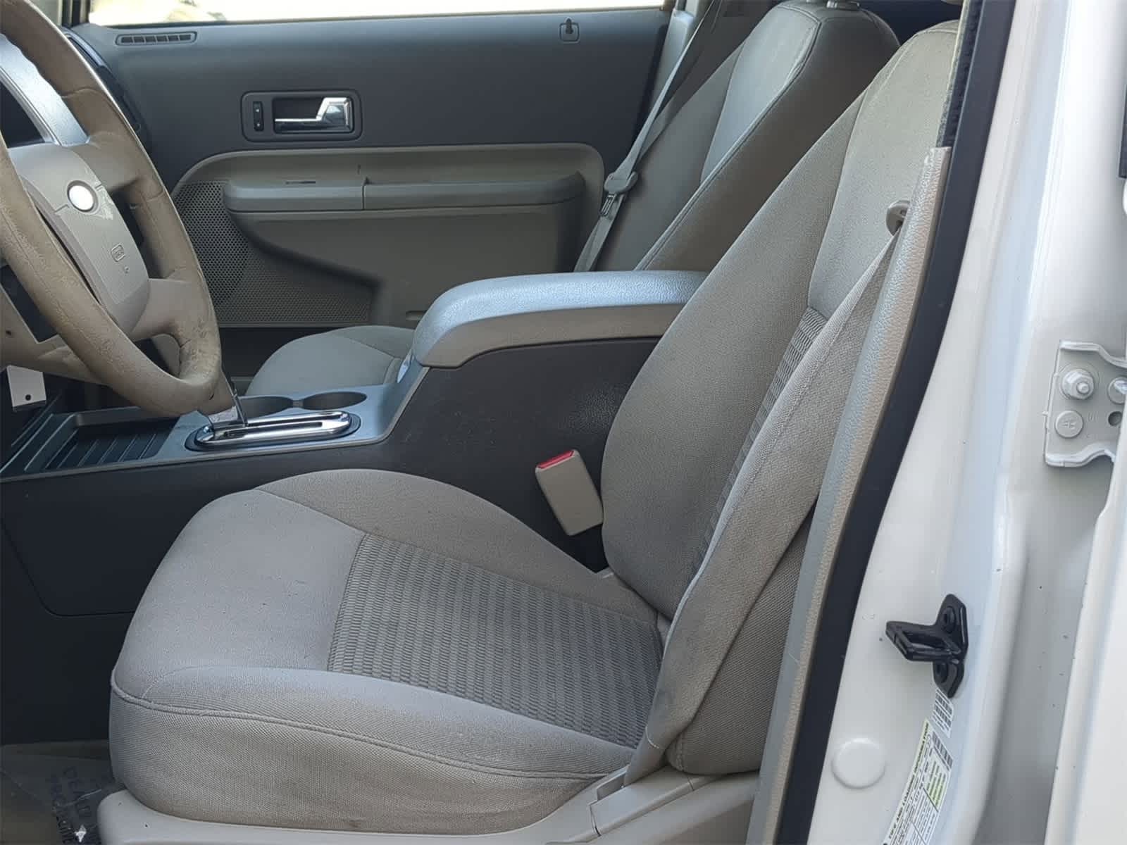 Thumbnail: 2010 Ford Edge - 22