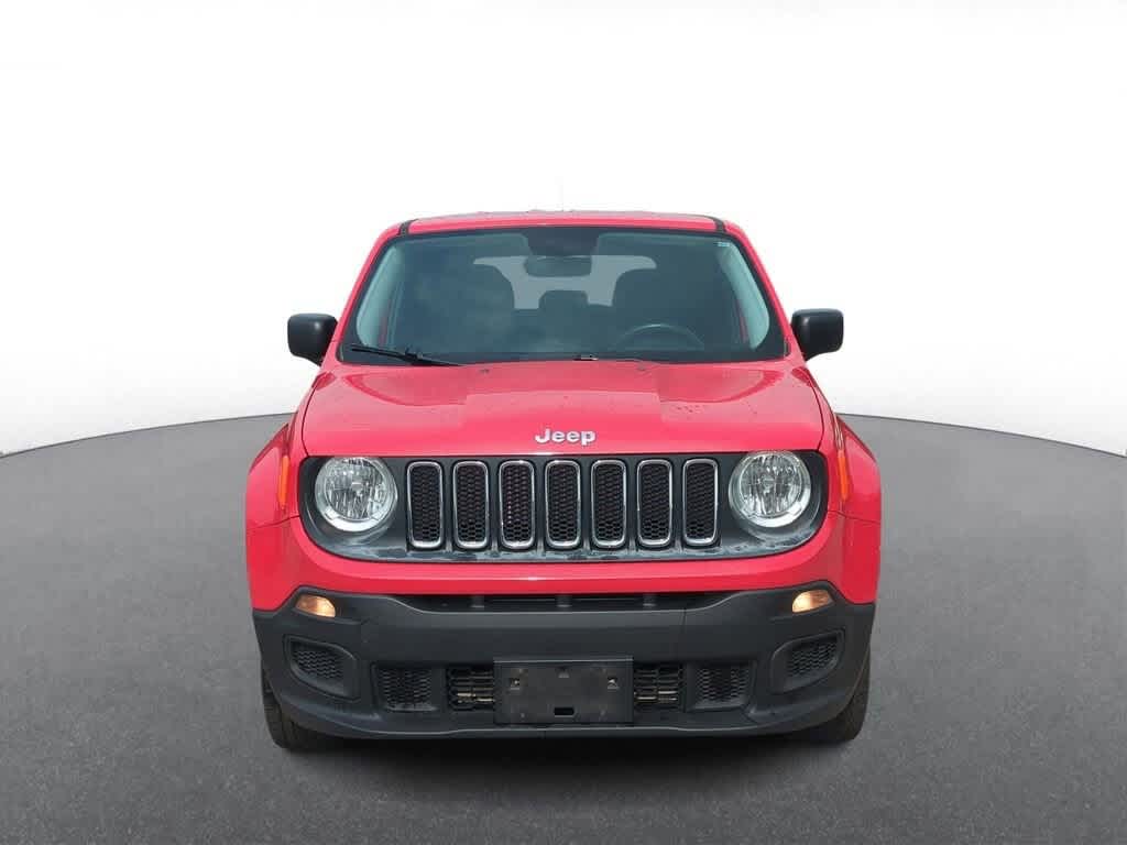 Thumbnail: 2017 Jeep Renegade - 3