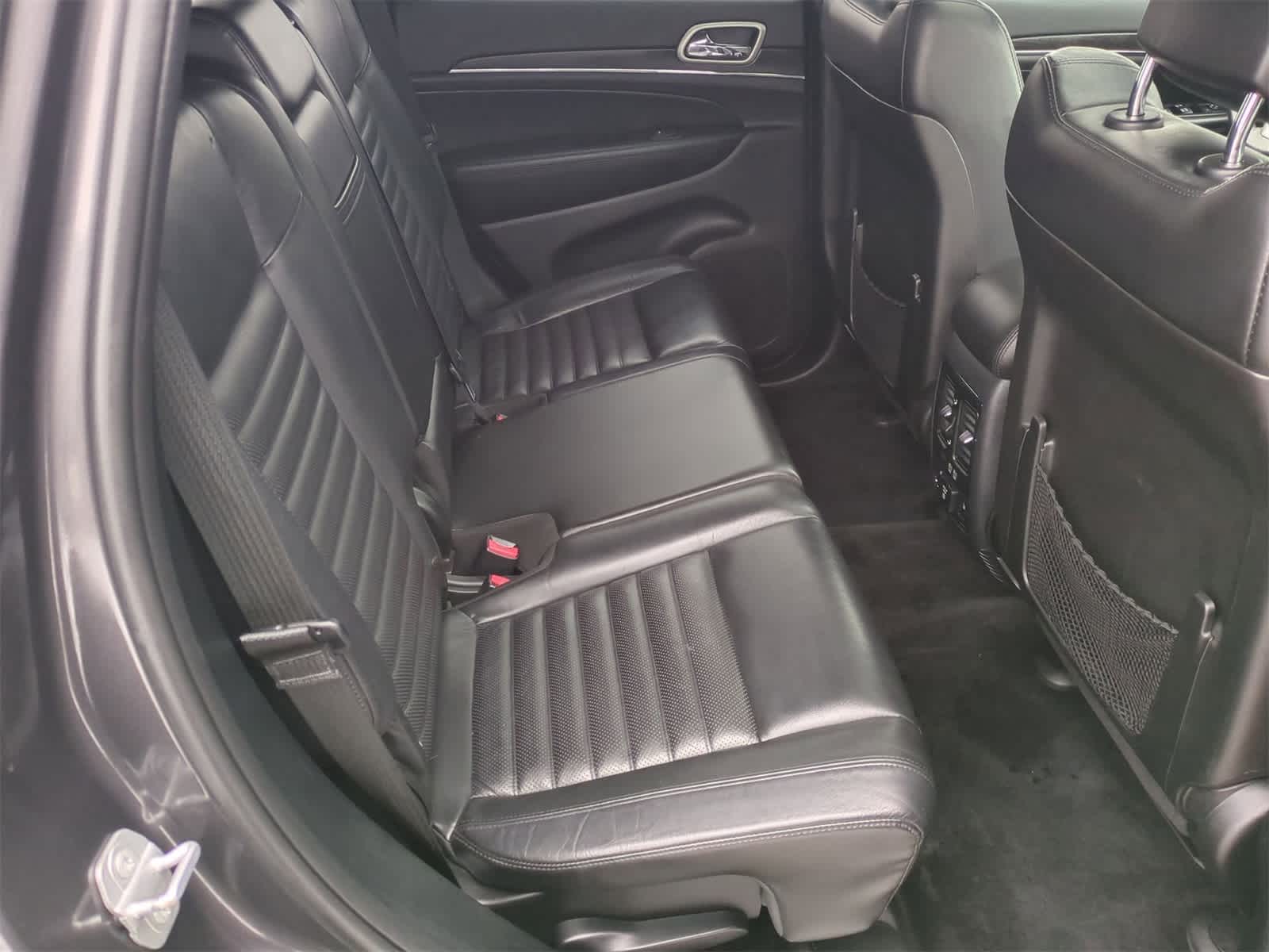 Thumbnail: 2018 Jeep Grand Cherokee - 21