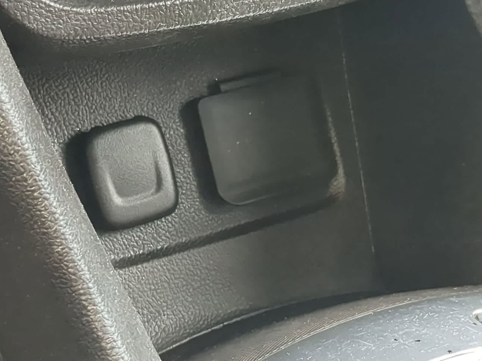 Thumbnail: 2015 Buick Encore - 29