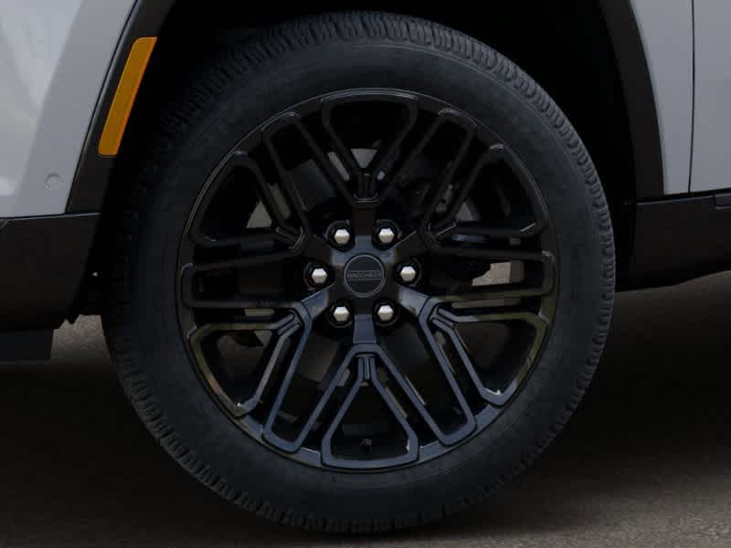 Thumbnail: 2026 Jeep Grand Wagoneer - 8