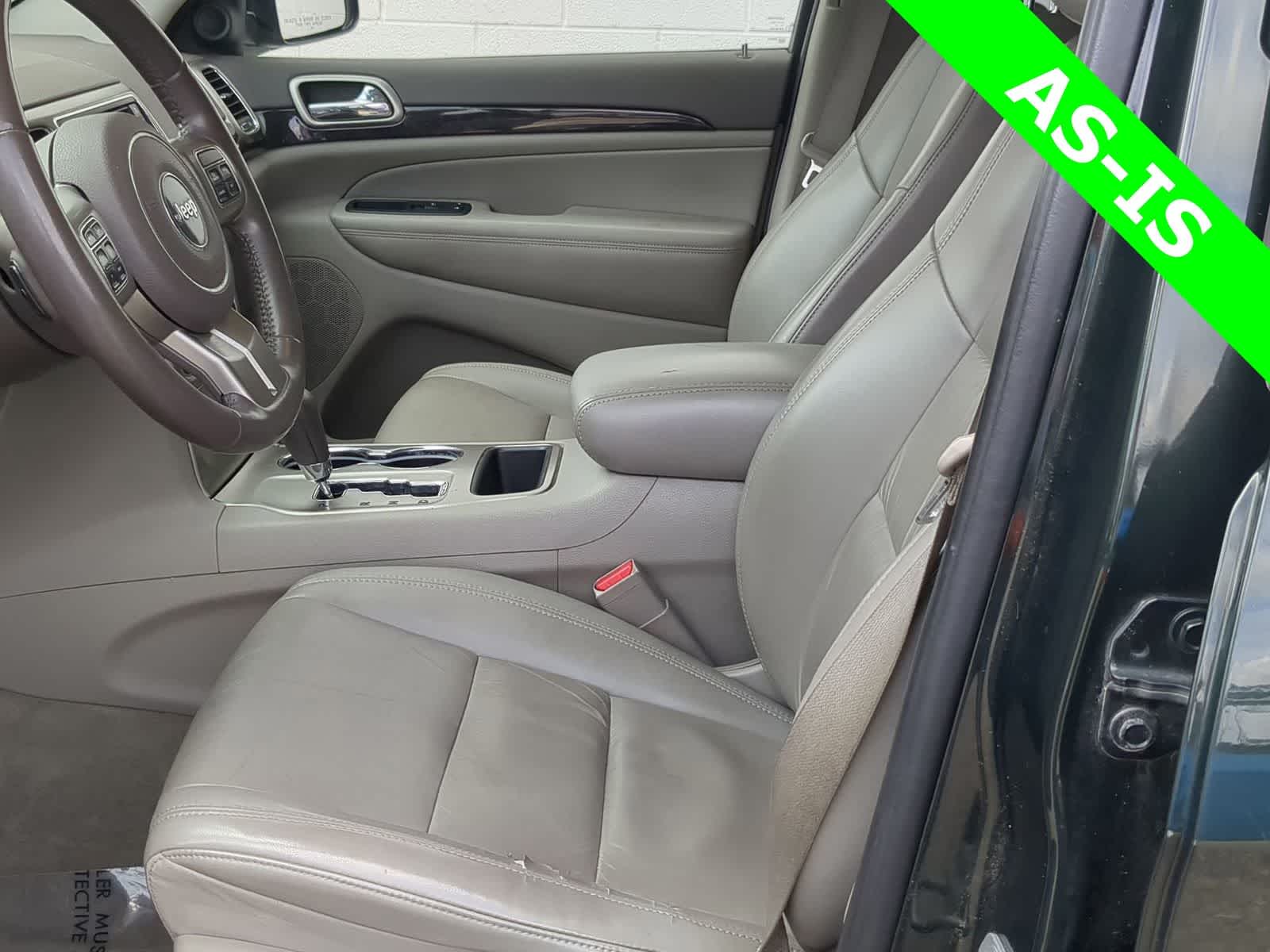 Thumbnail: 2011 Jeep Grand Cherokee - 16