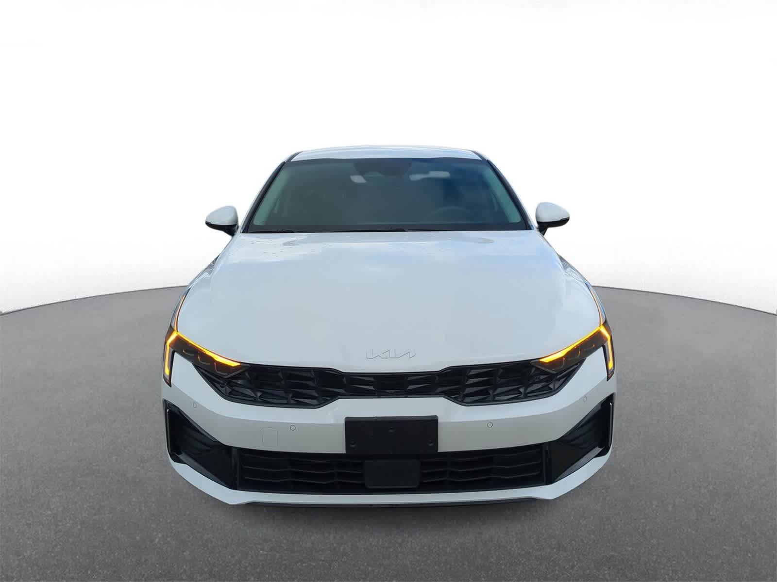 2025 Kia K5 LXS photo 3