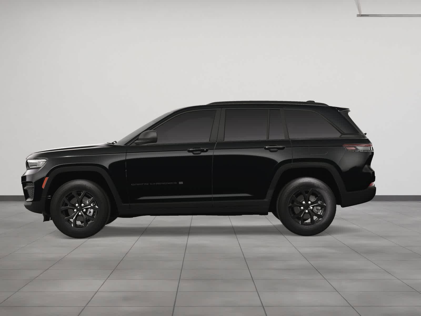 2025 Jeep Grand Cherokee Laredo 2