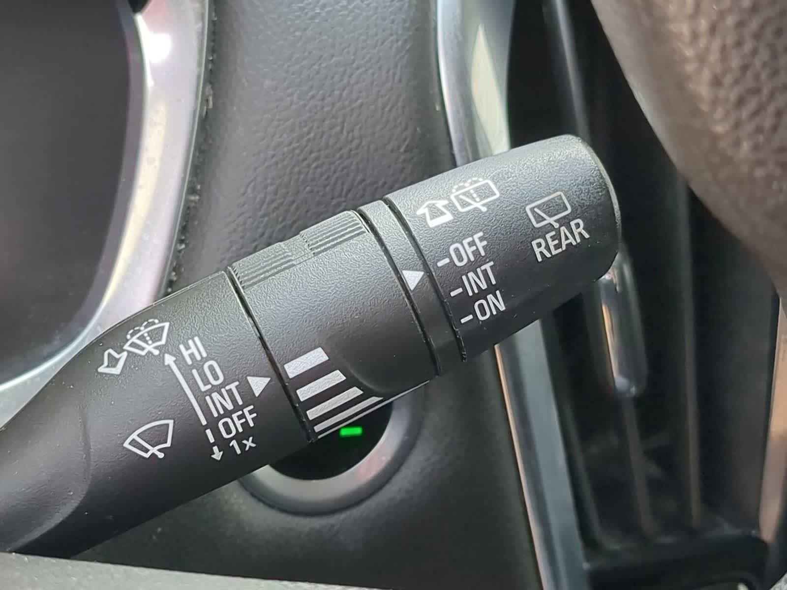 Thumbnail: 2019 Chevrolet Traverse - 25