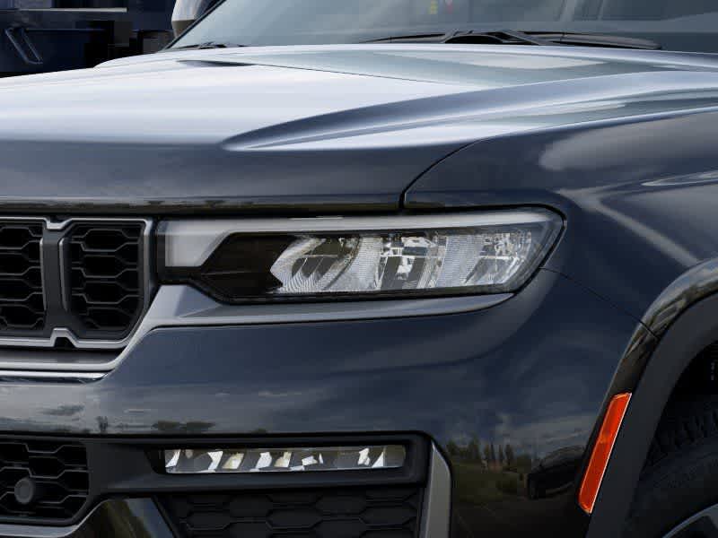 Thumbnail: 2026 Jeep Grand Cherokee - 10