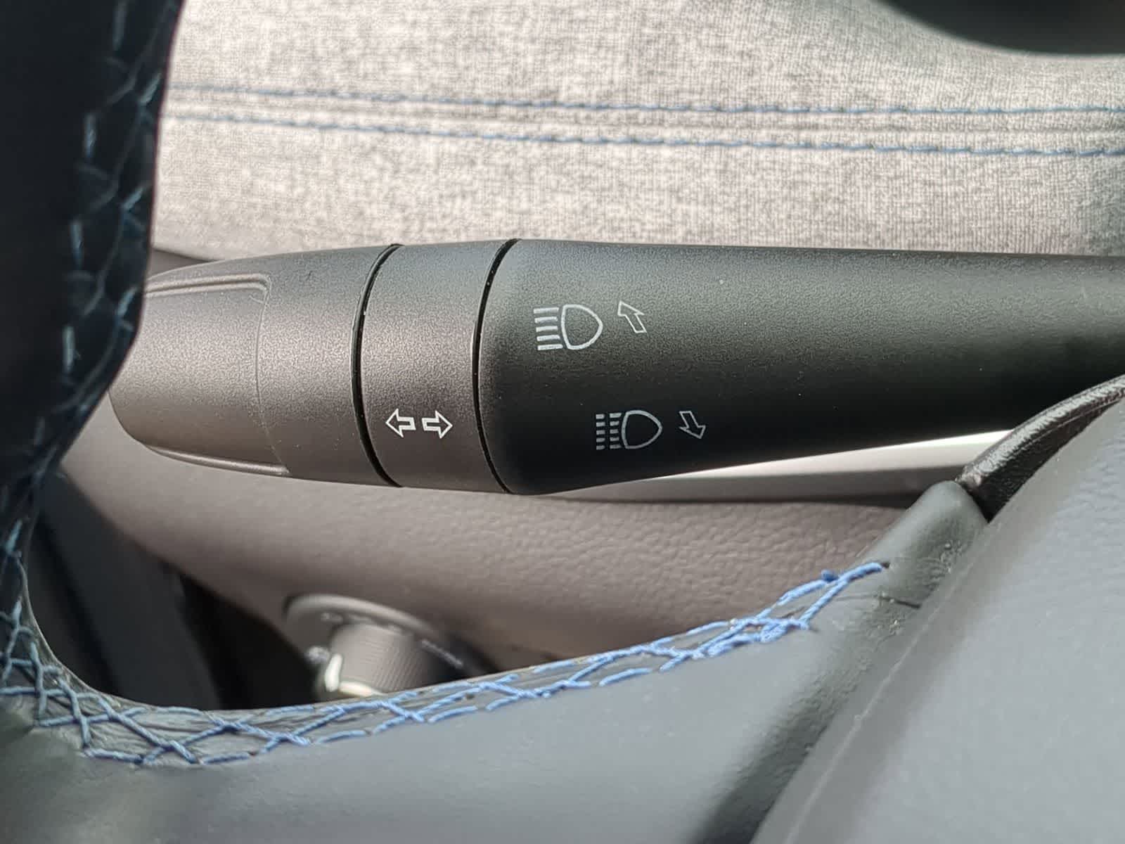 Thumbnail: 2022 Jeep Compass - 25