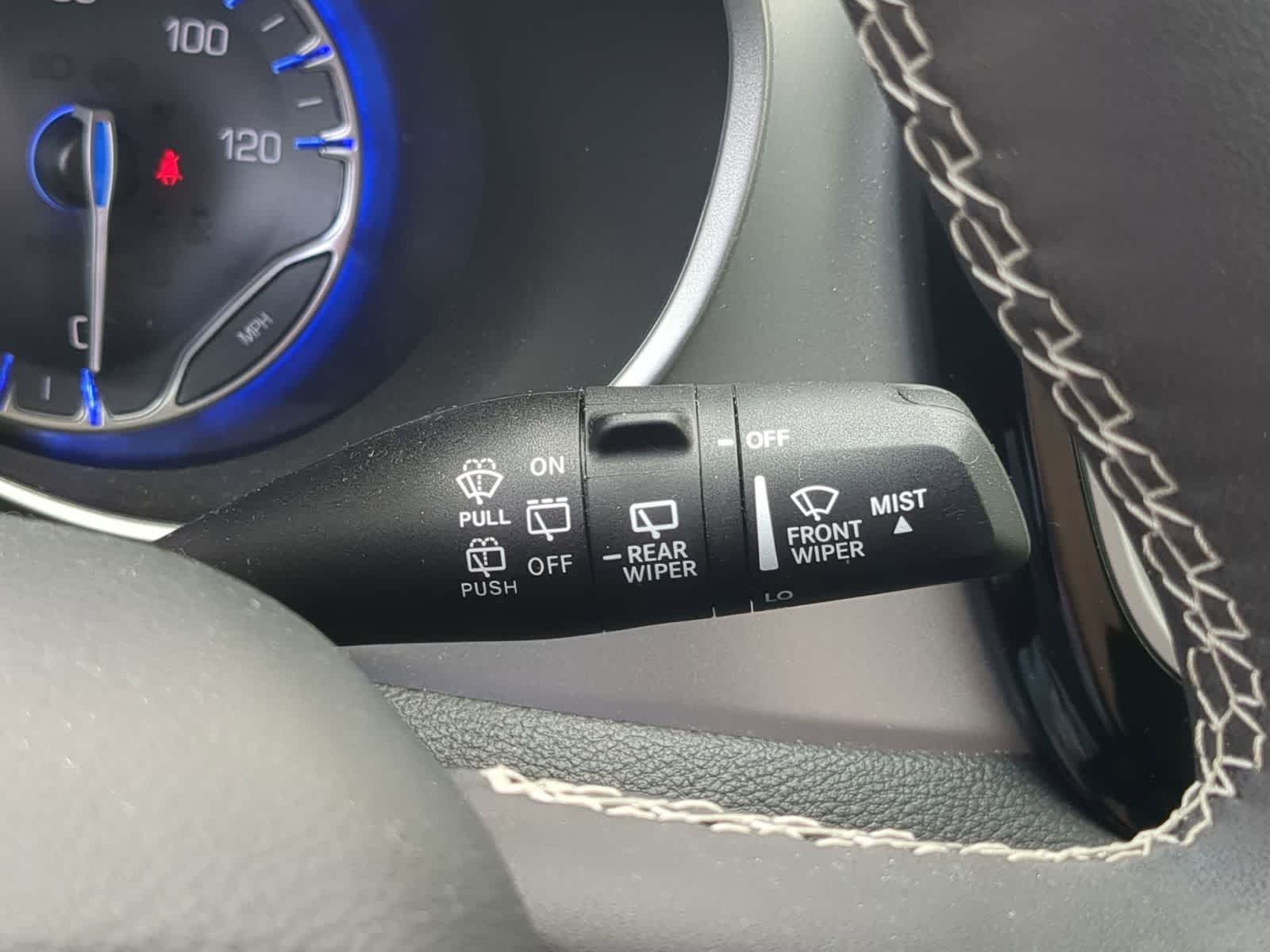 Thumbnail: 2024 Chrysler Pacifica - 25