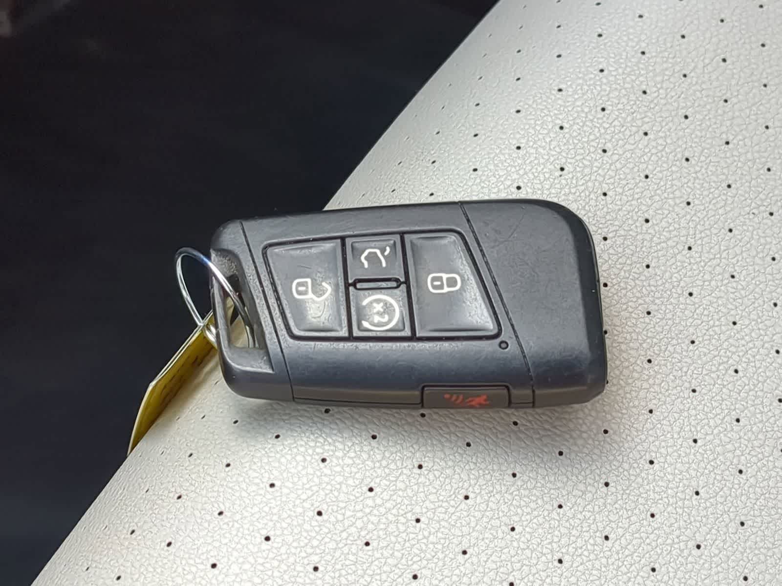 Thumbnail: 2021 Volkswagen Jetta - 40