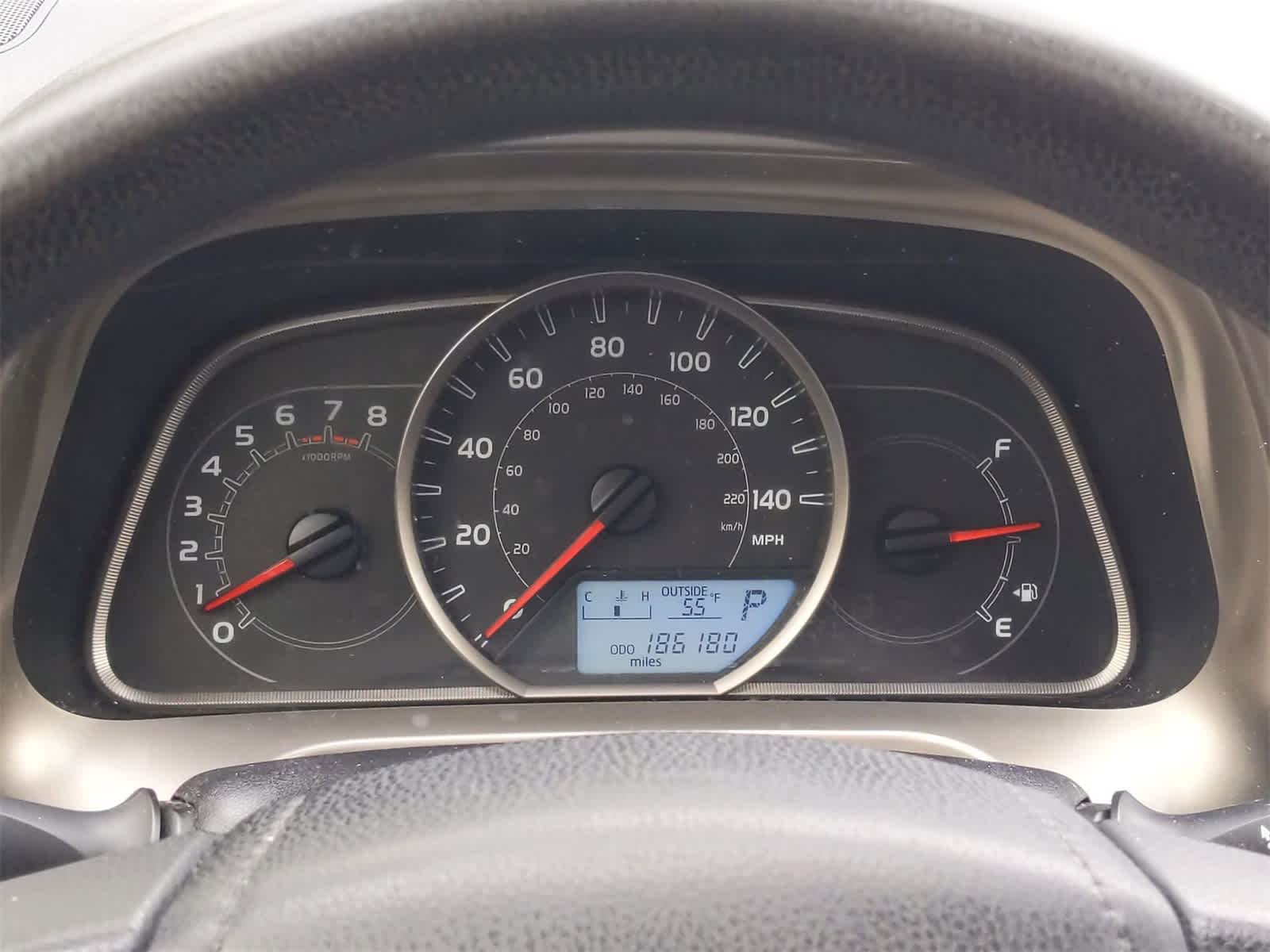 2013 Toyota RAV4 XLE 32