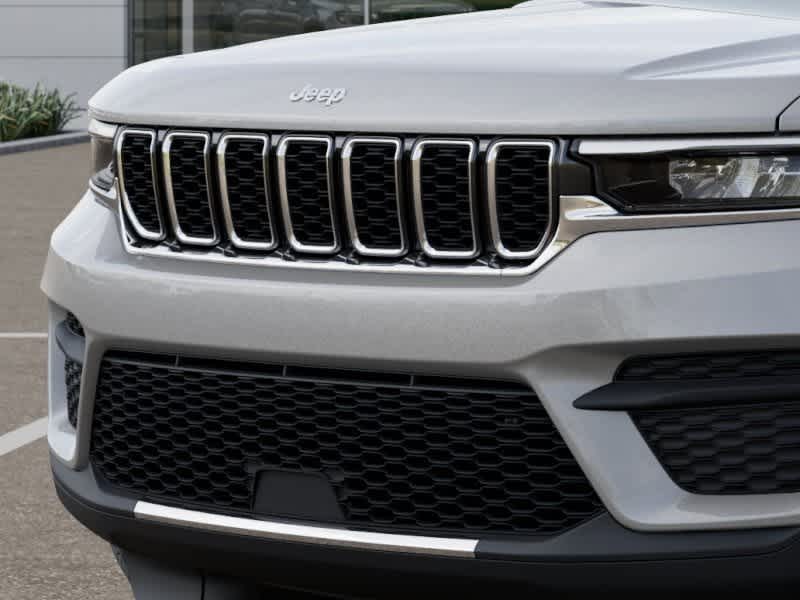 Thumbnail: 2025 Jeep Grand Cherokee - 11