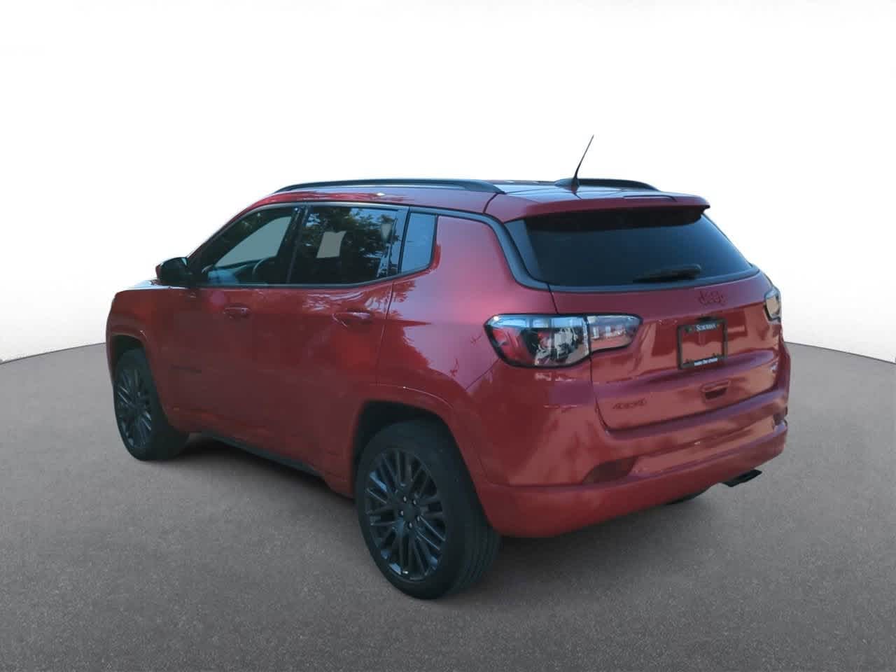 Thumbnail: 2022 Jeep Compass - 6
