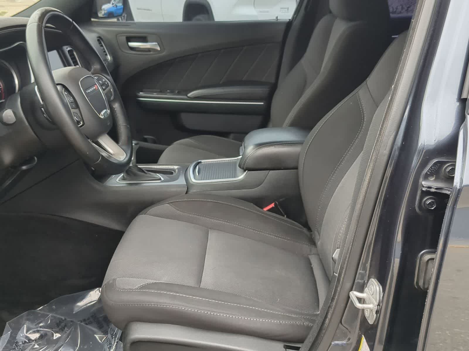 Thumbnail: 2016 Dodge Charger - 23