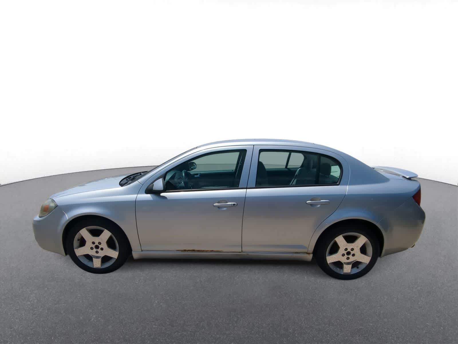 Thumbnail: 2010 Chevrolet Cobalt - 5