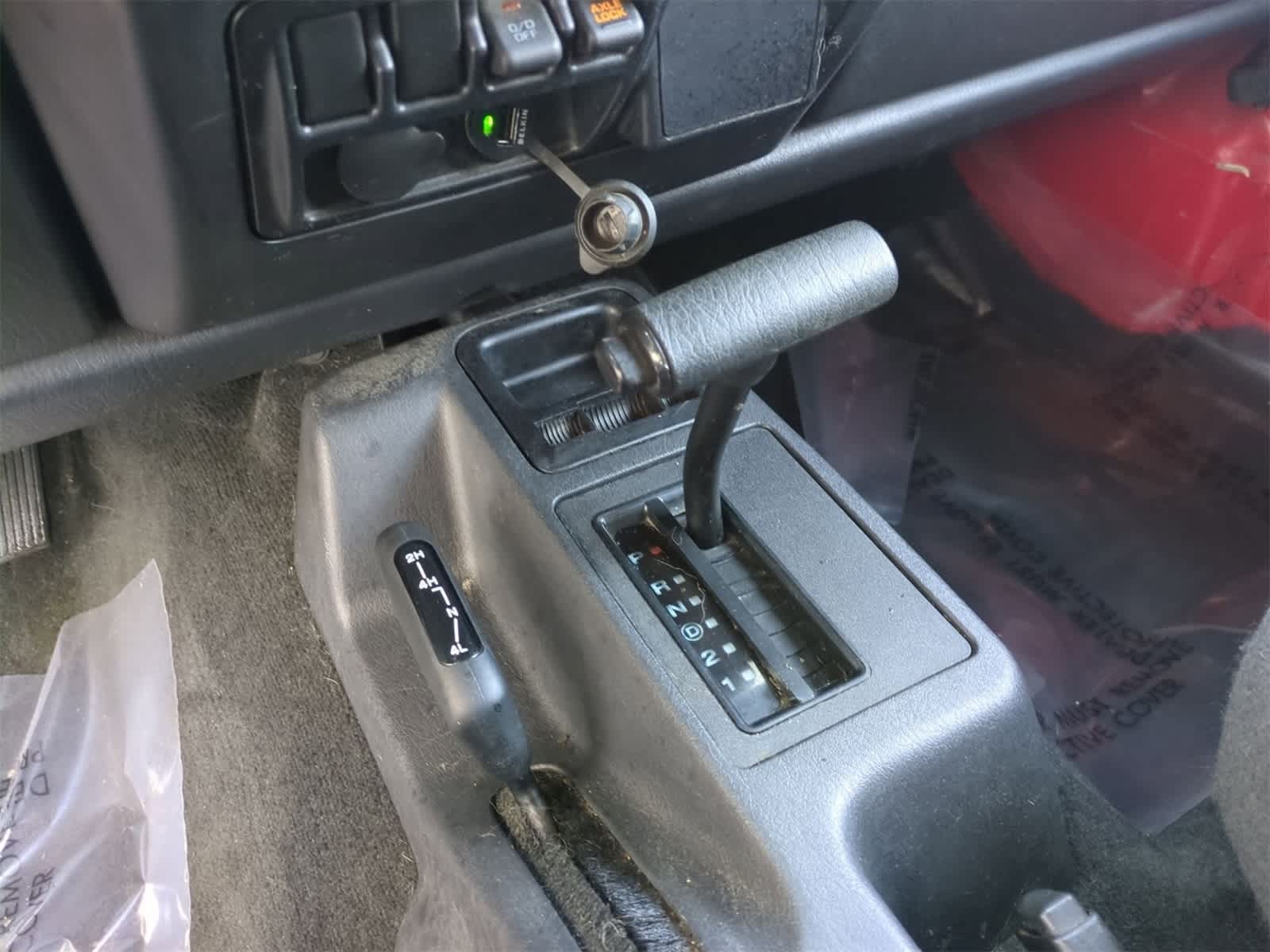 Thumbnail: 2004 Jeep Wrangler - 28