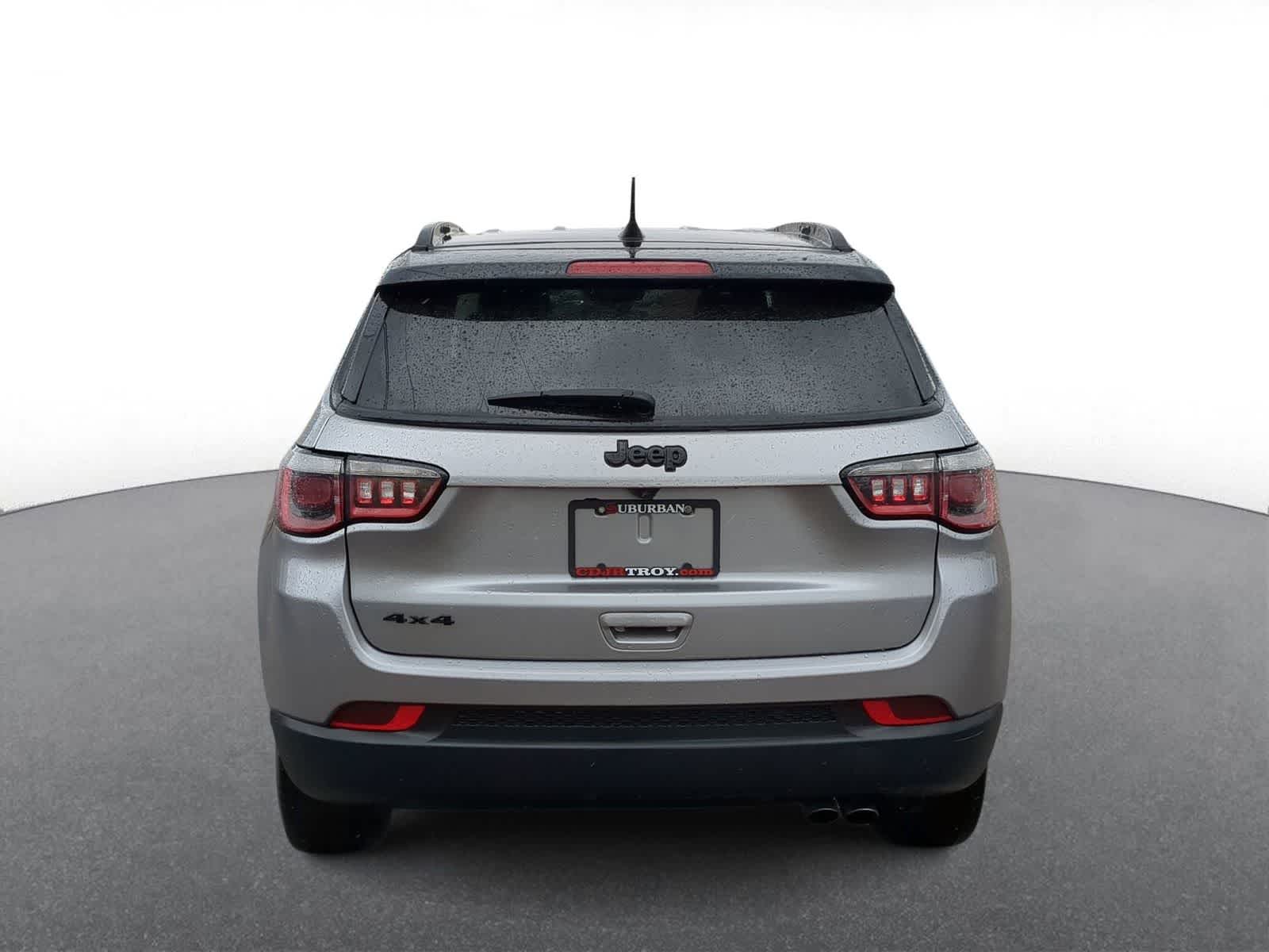 Thumbnail: 2018 Jeep Compass - 7