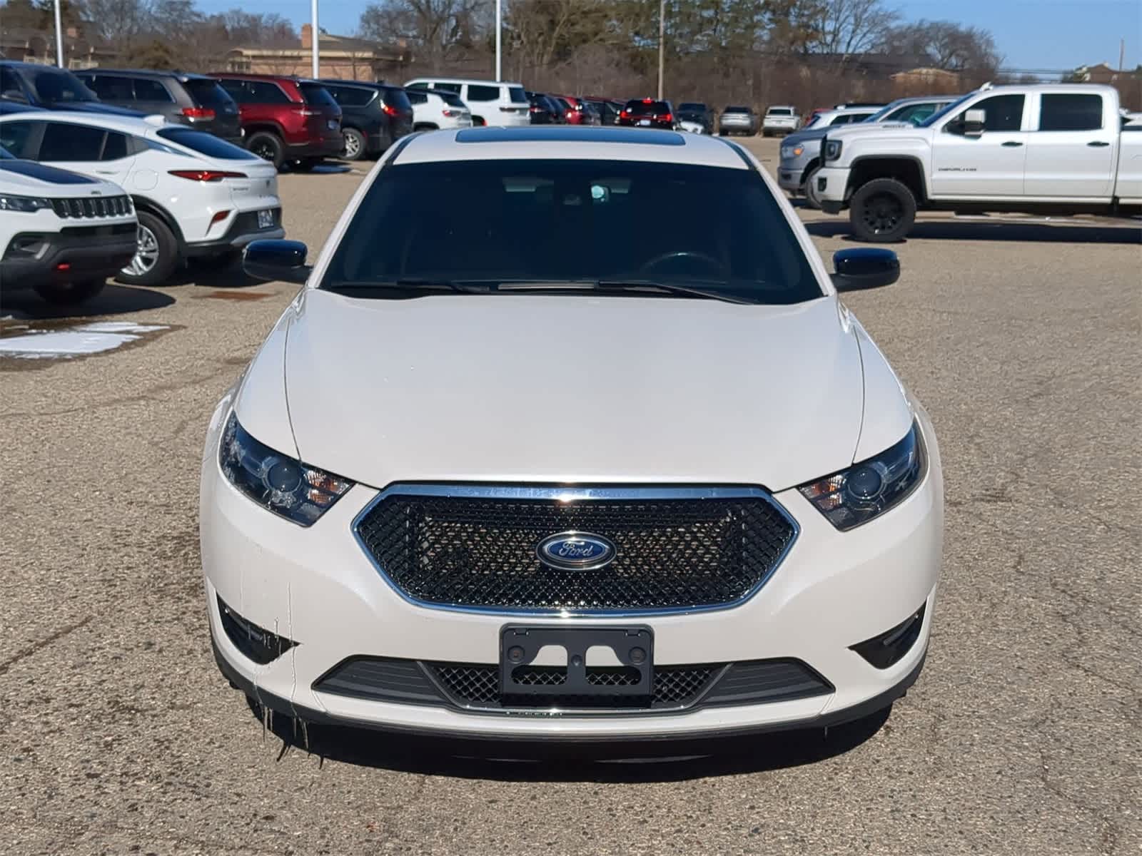 Thumbnail: 2016 Ford Taurus - 17