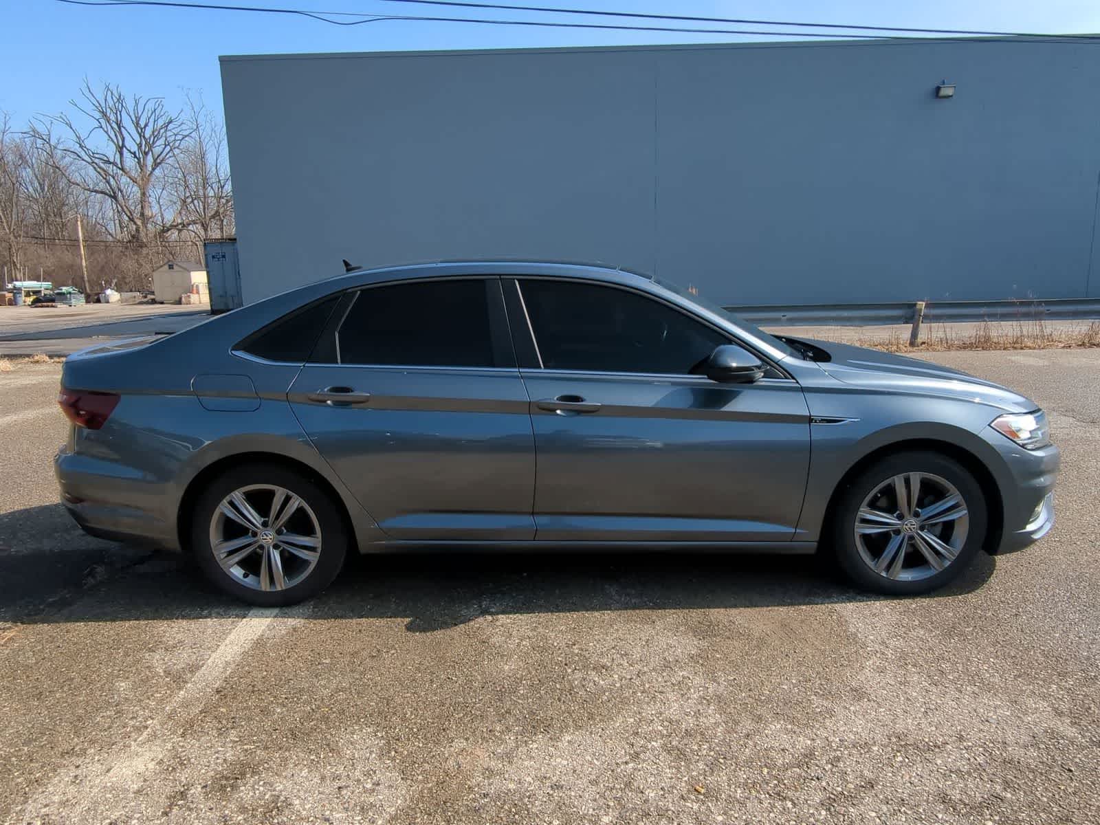 Thumbnail: 2021 Volkswagen Jetta - 15